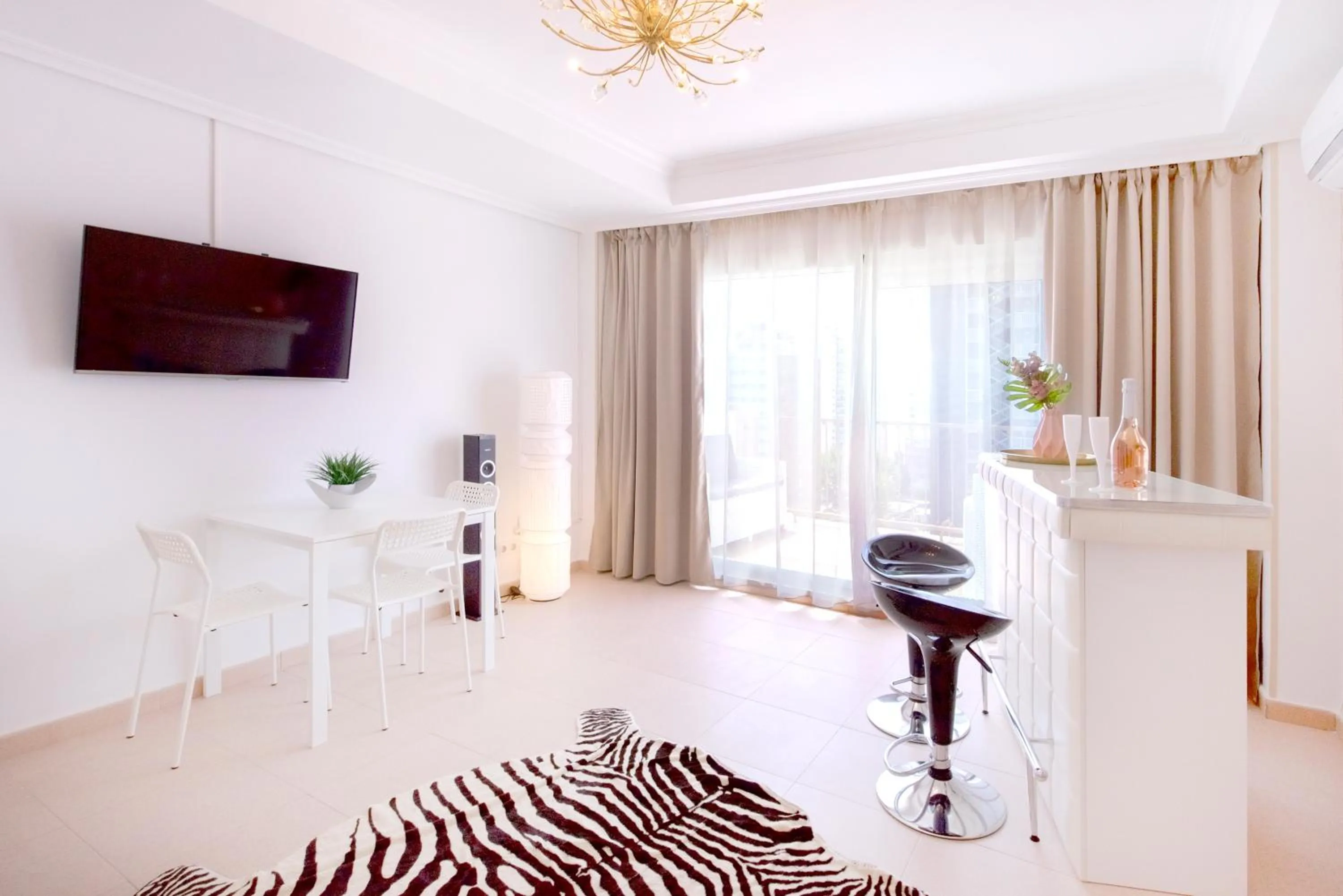 Lounge or bar in My Pretty Payma Apartamentos