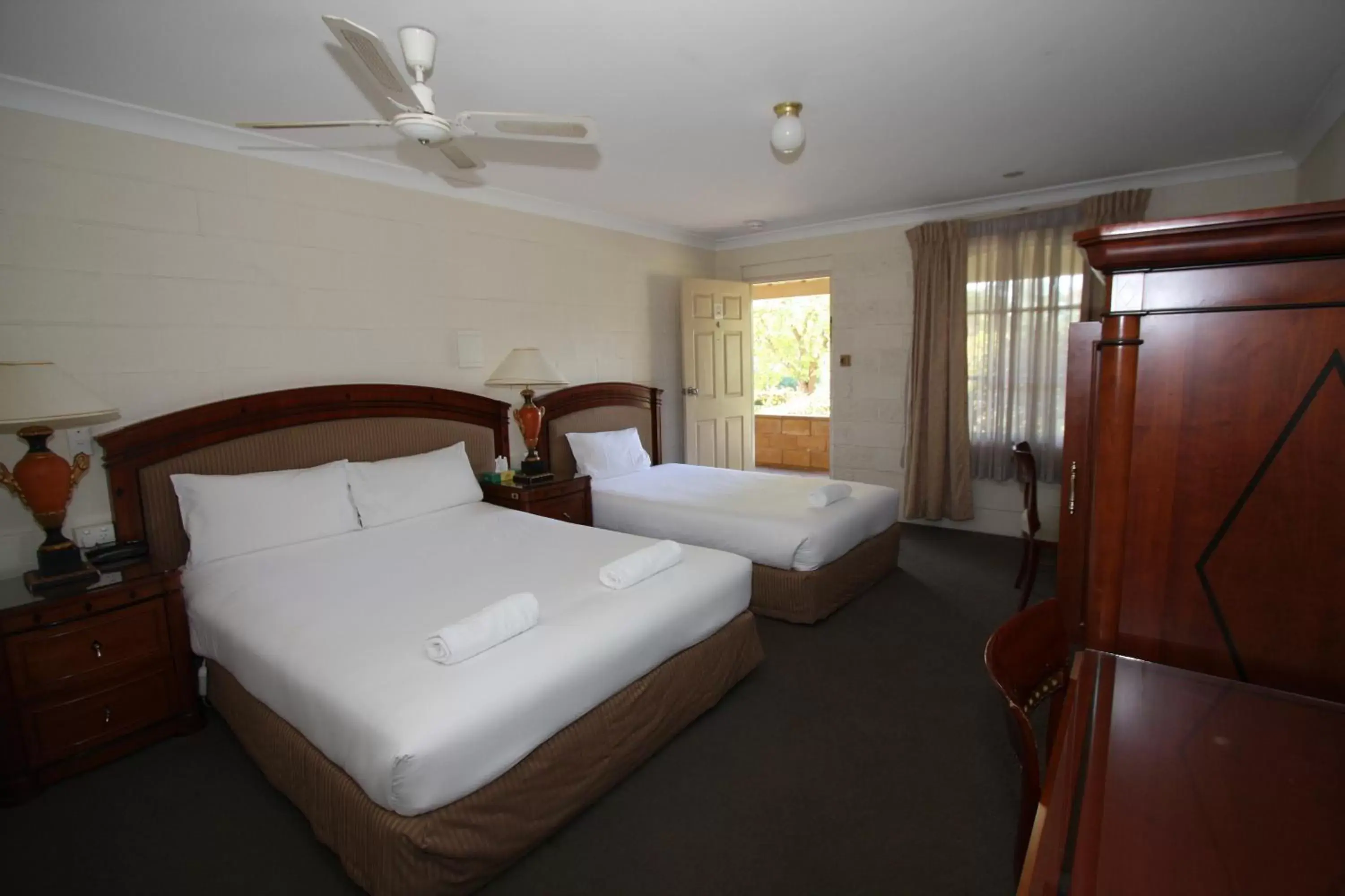 Photo of the whole room in Picton Valley Motel Australia