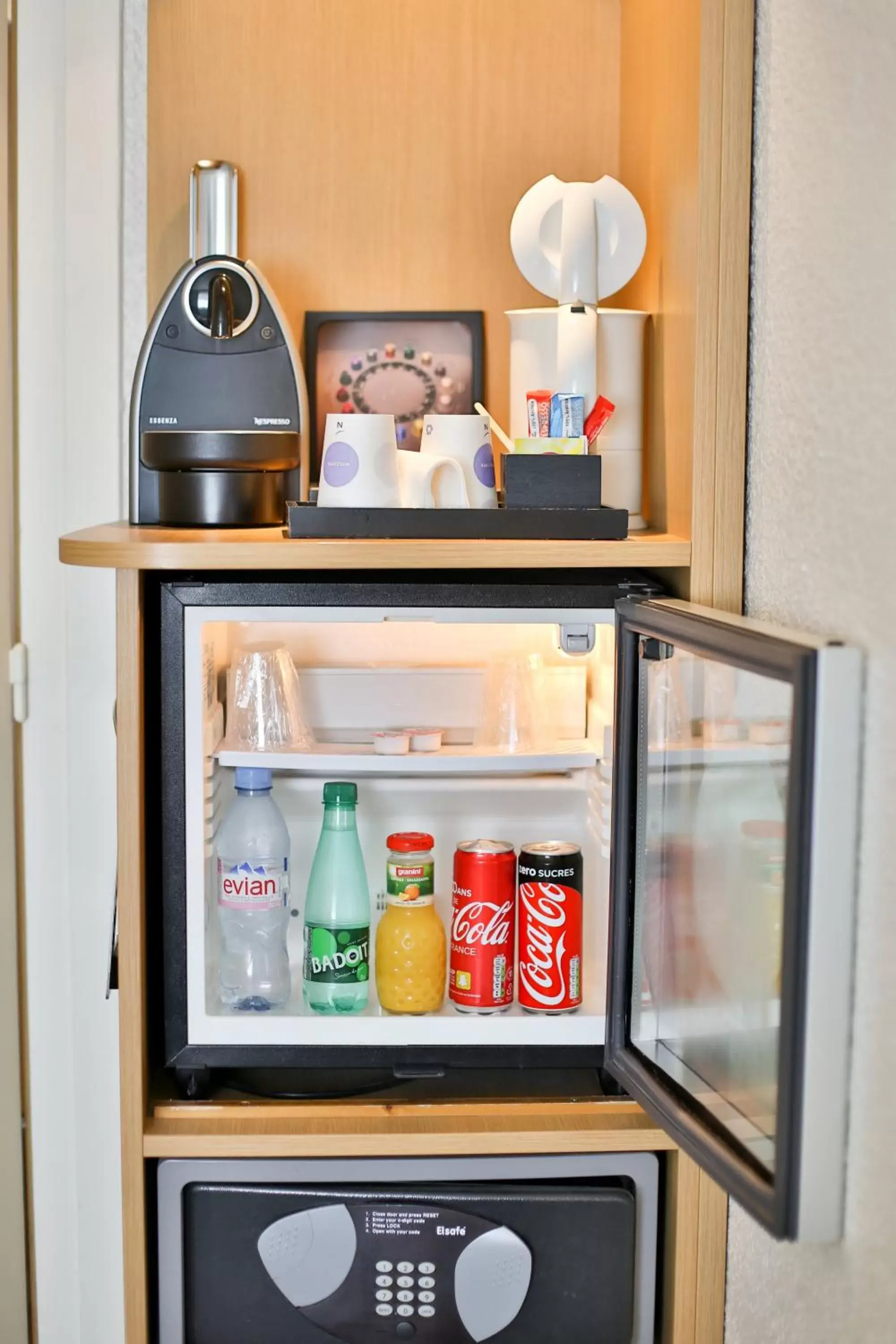 Coffee/tea facilities, Drinks in Novotel Toulouse Purpan Aéroport