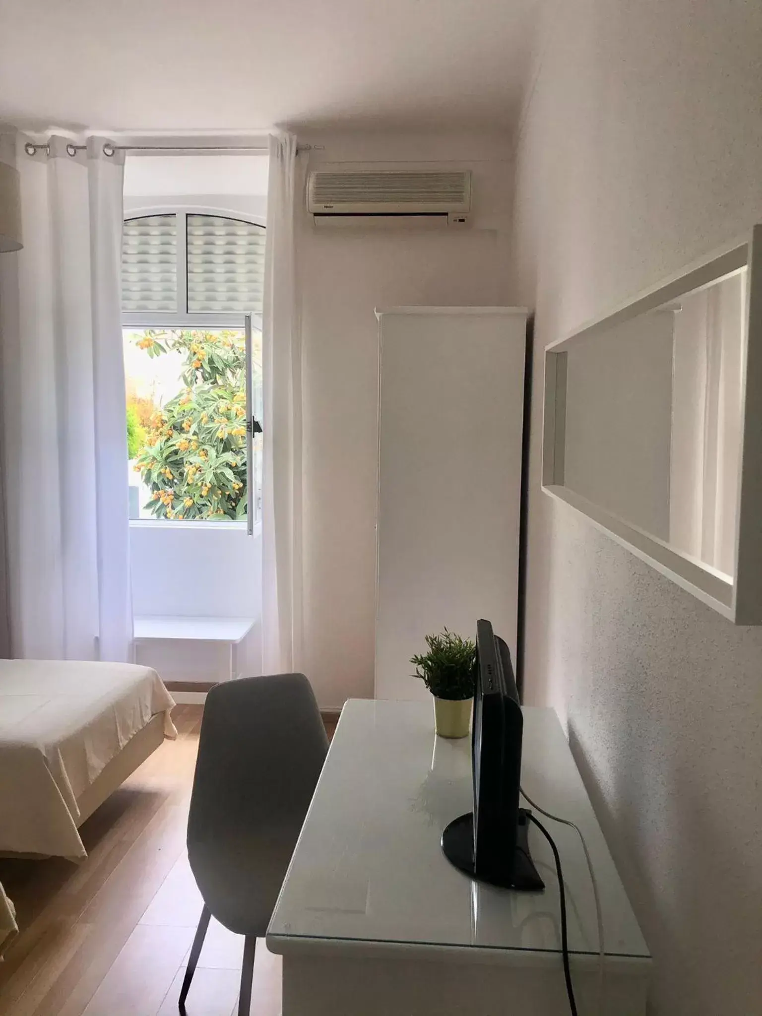 Seating area, Dining Area in Arcada House Tavira