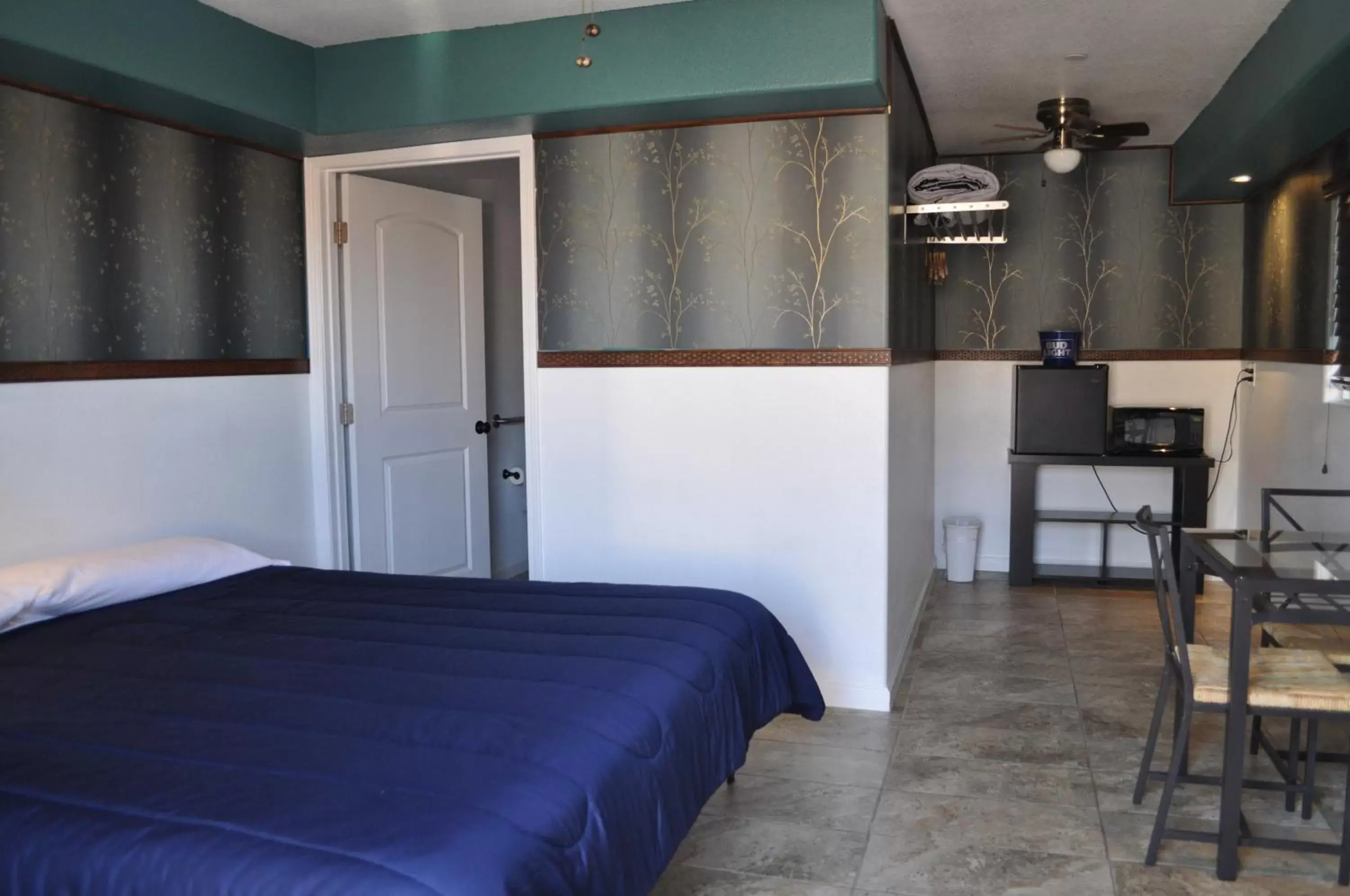 King Room in K7 Bed and Breakfast King Room in K7 Bed and Breakfast