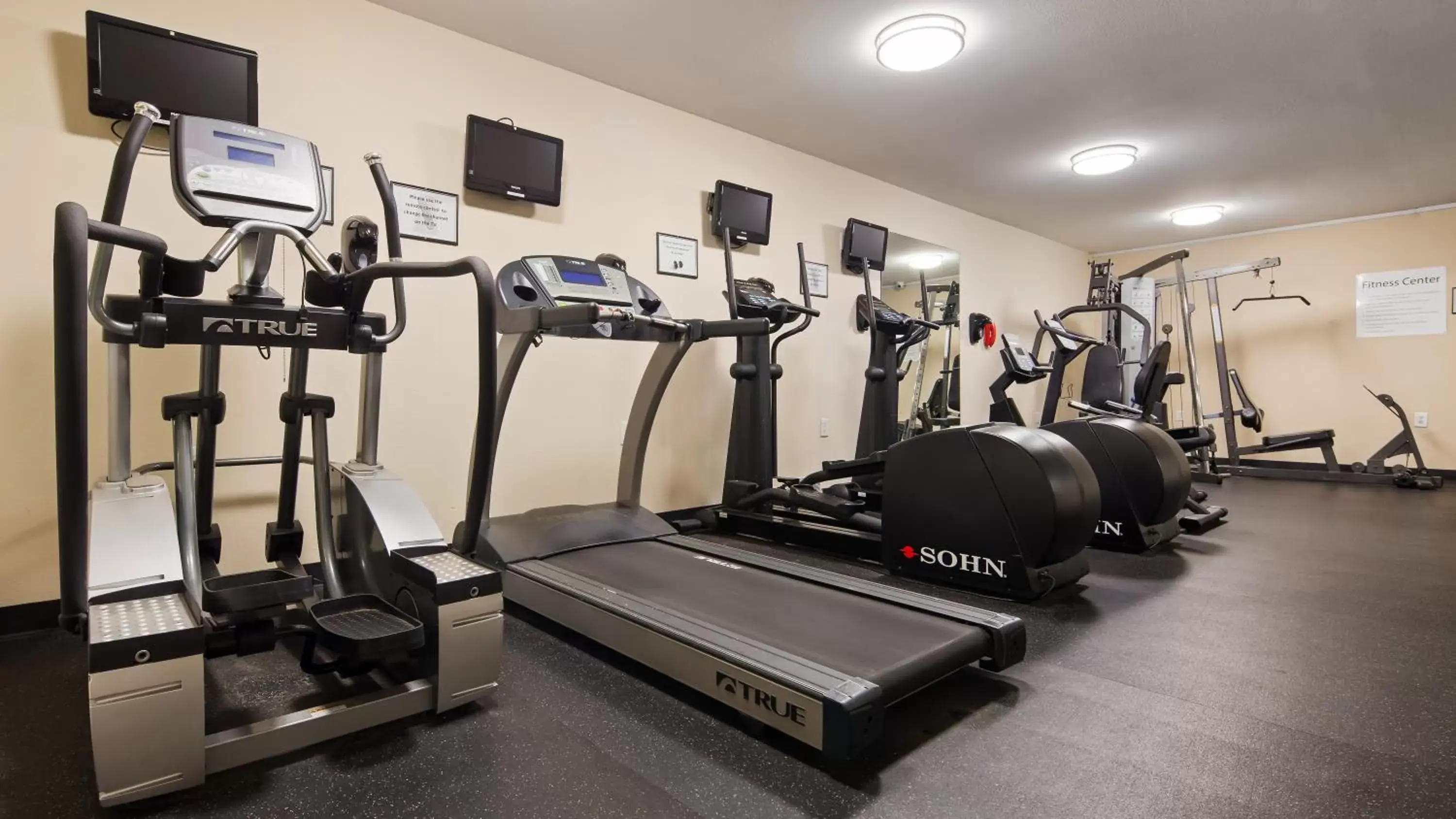 Fitness centre/facilities in Best Western Lakewinds Fitness centre/facilities in Best Western Lakewinds