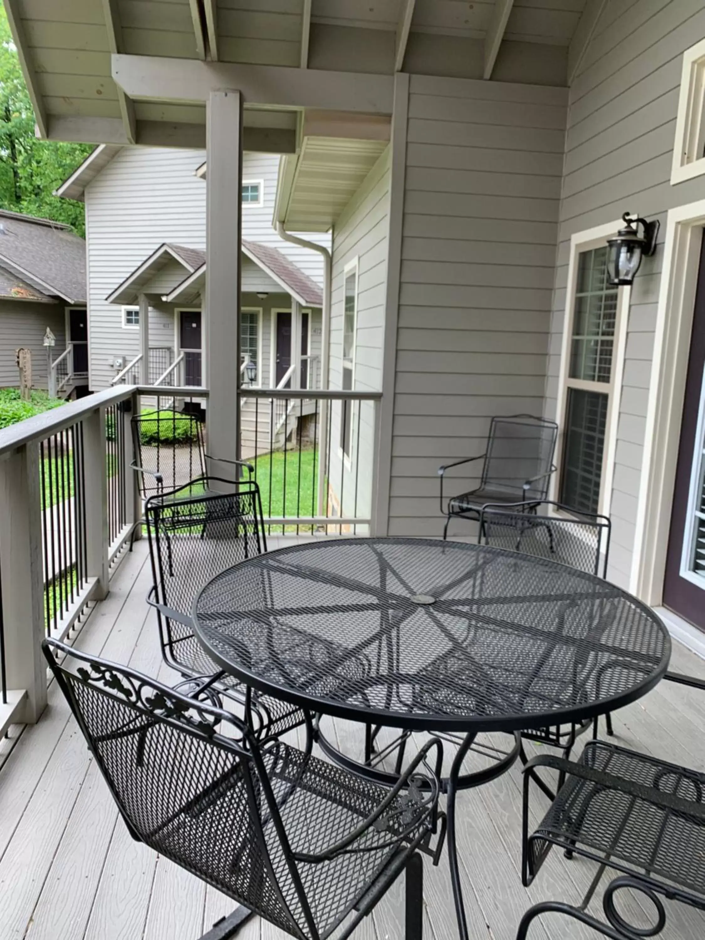 Balcony/Terrace in Carr's Northside Hotel and Cottages