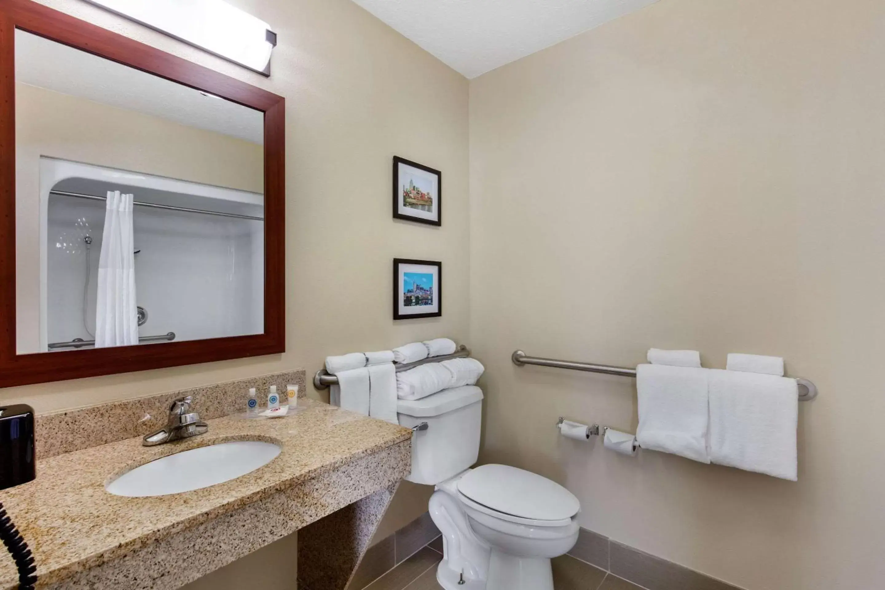Photo of the whole room, Bathroom in Comfort Suites Nashville