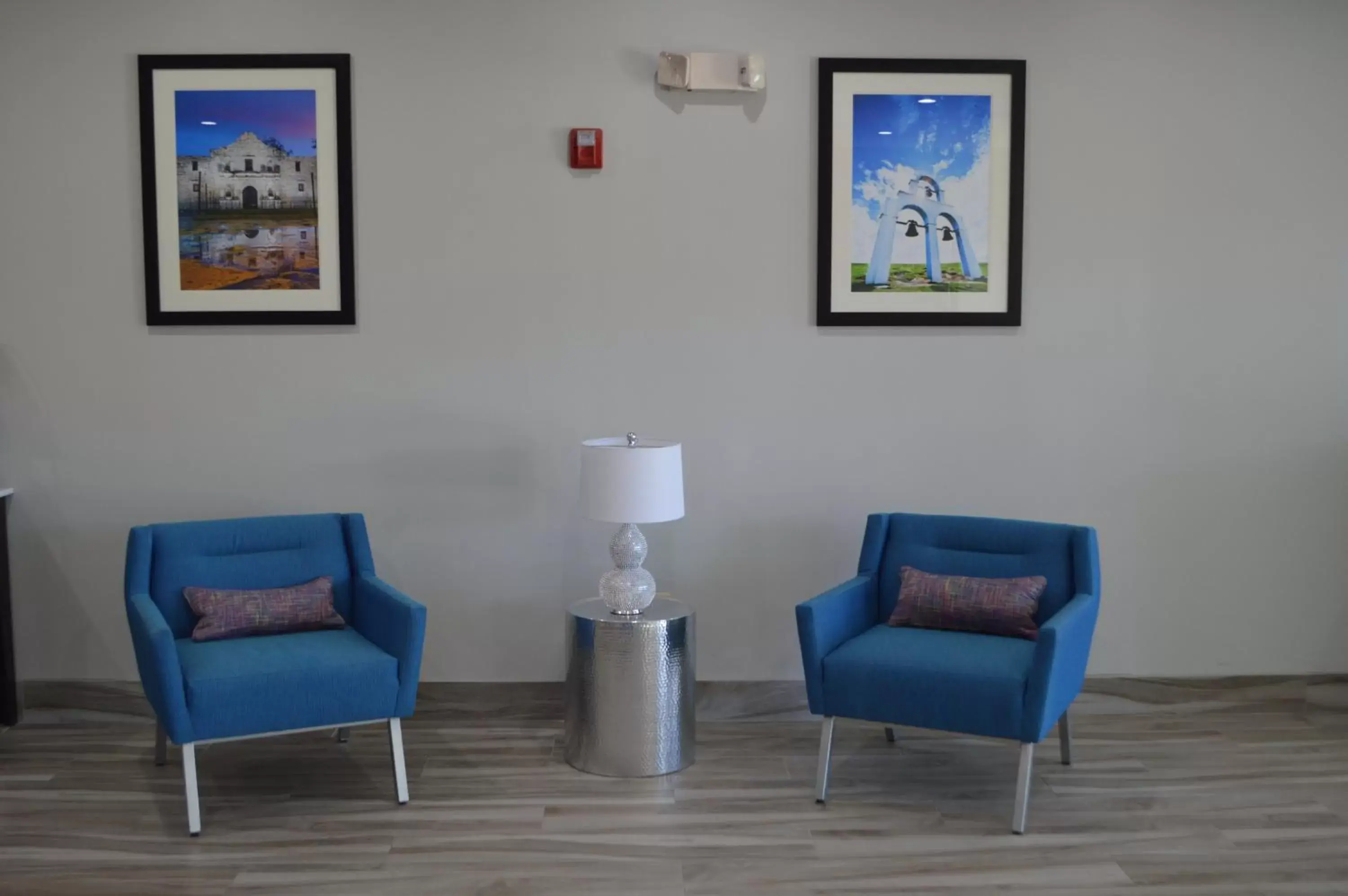 Lobby or reception, Seating Area in Comfort Inn & Suites Selma near Randolph AFB