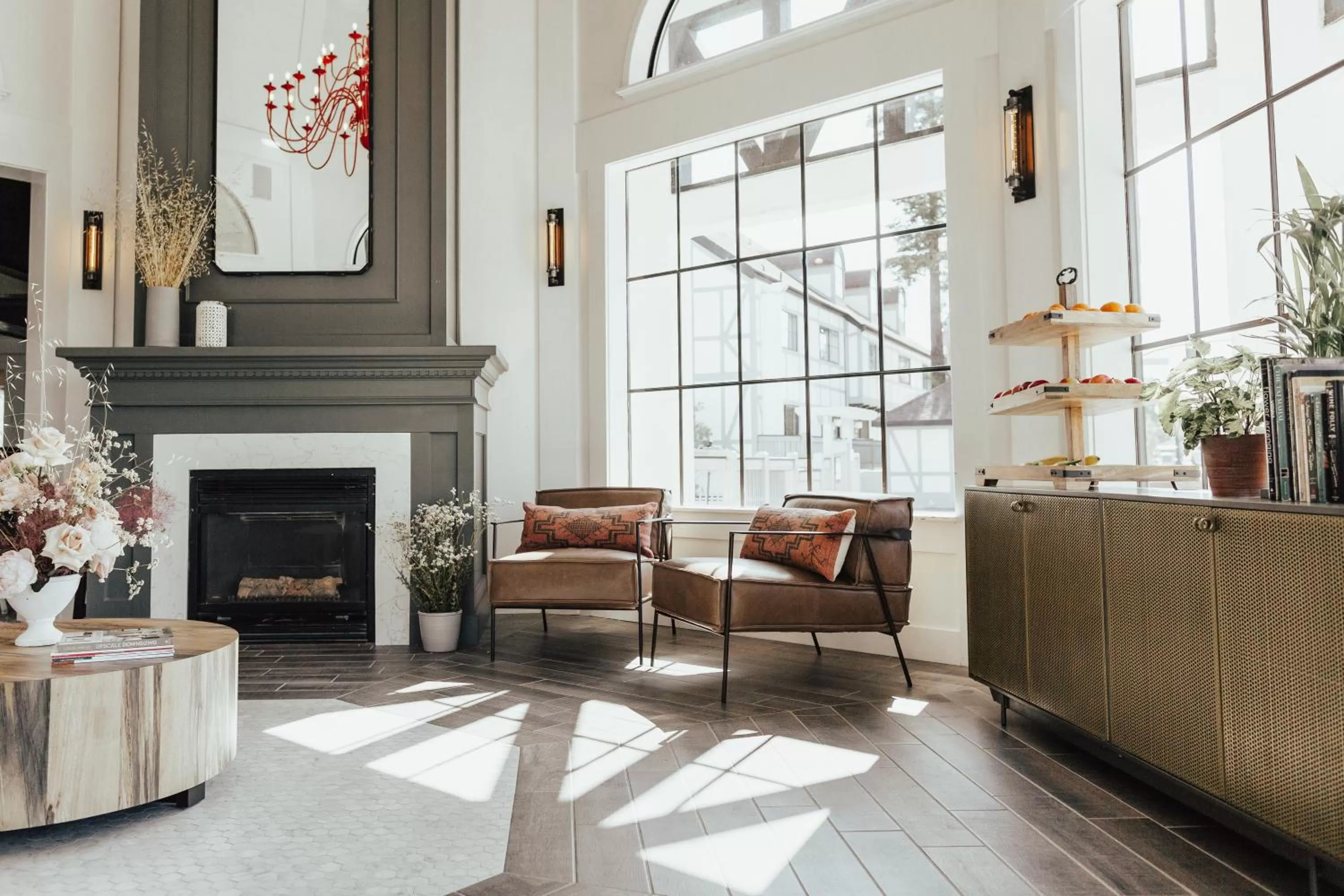 Vinland Hotel and Lounge