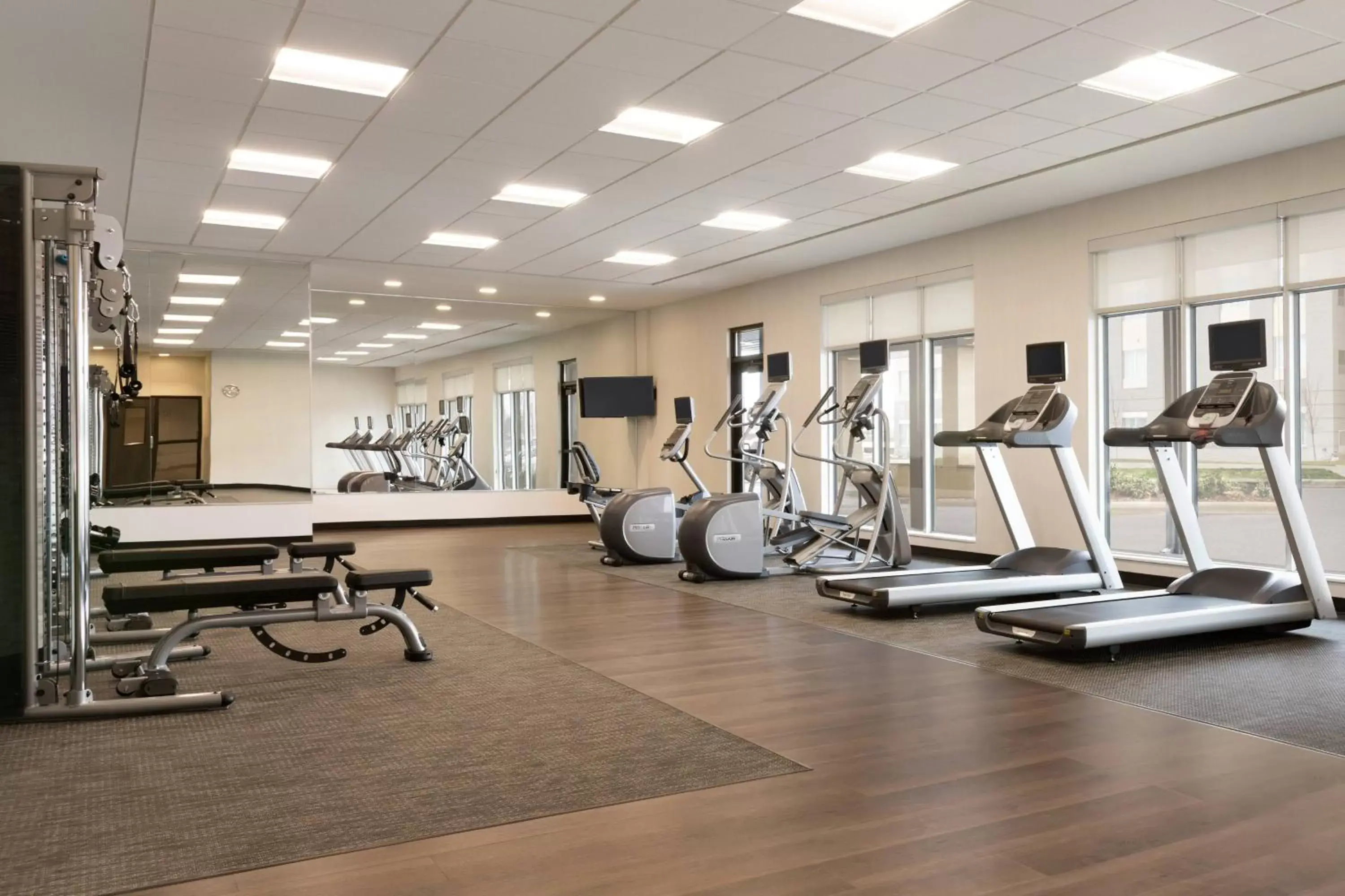 Fitness centre/facilities, Fitness Center/Facilities in Courtyard by Marriott St Paul Woodbury