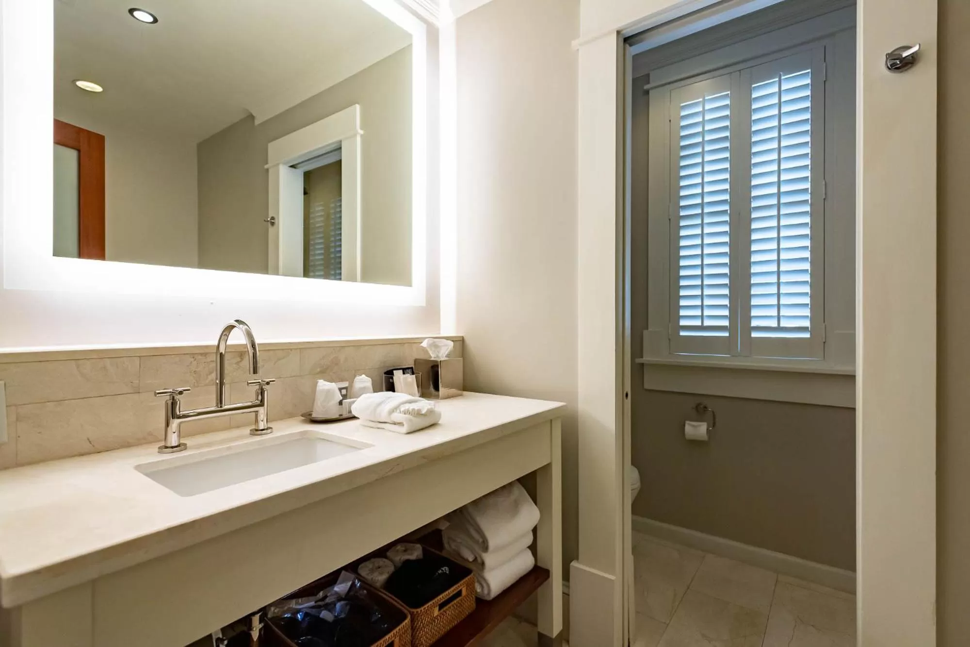 Bathroom in The Pearl Hotel