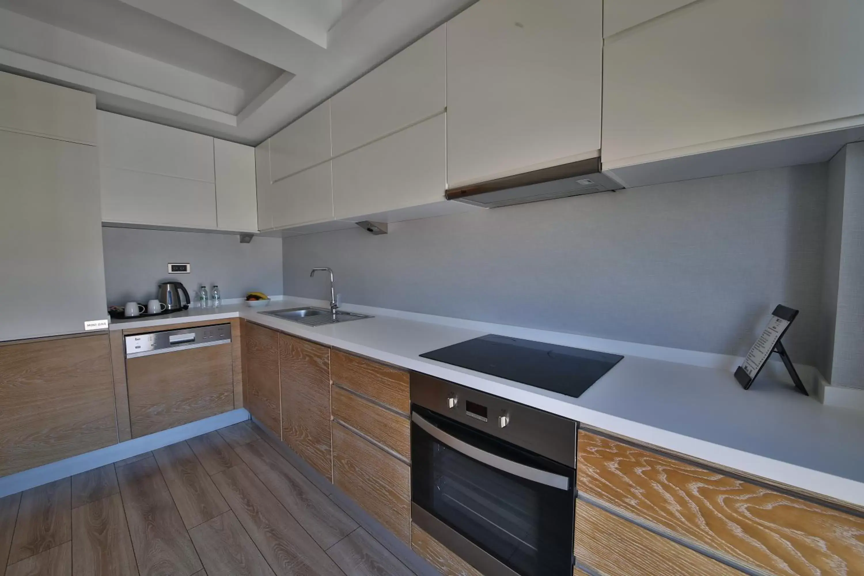 kitchen, Kitchen/Kitchenette in Bof Hotels Ceo Suites Atasehir