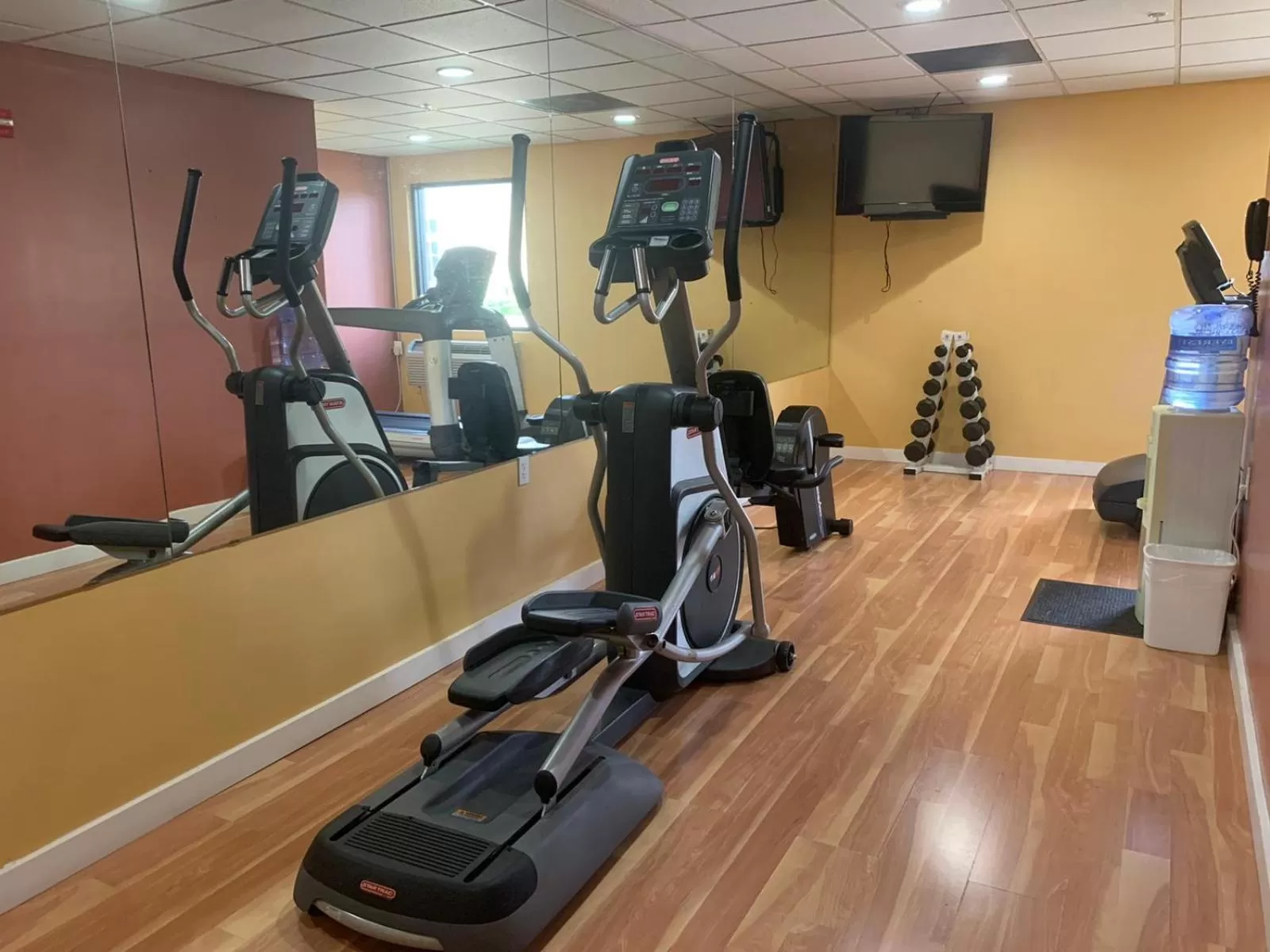 Fitness centre/facilities in Shary Inn and Suites