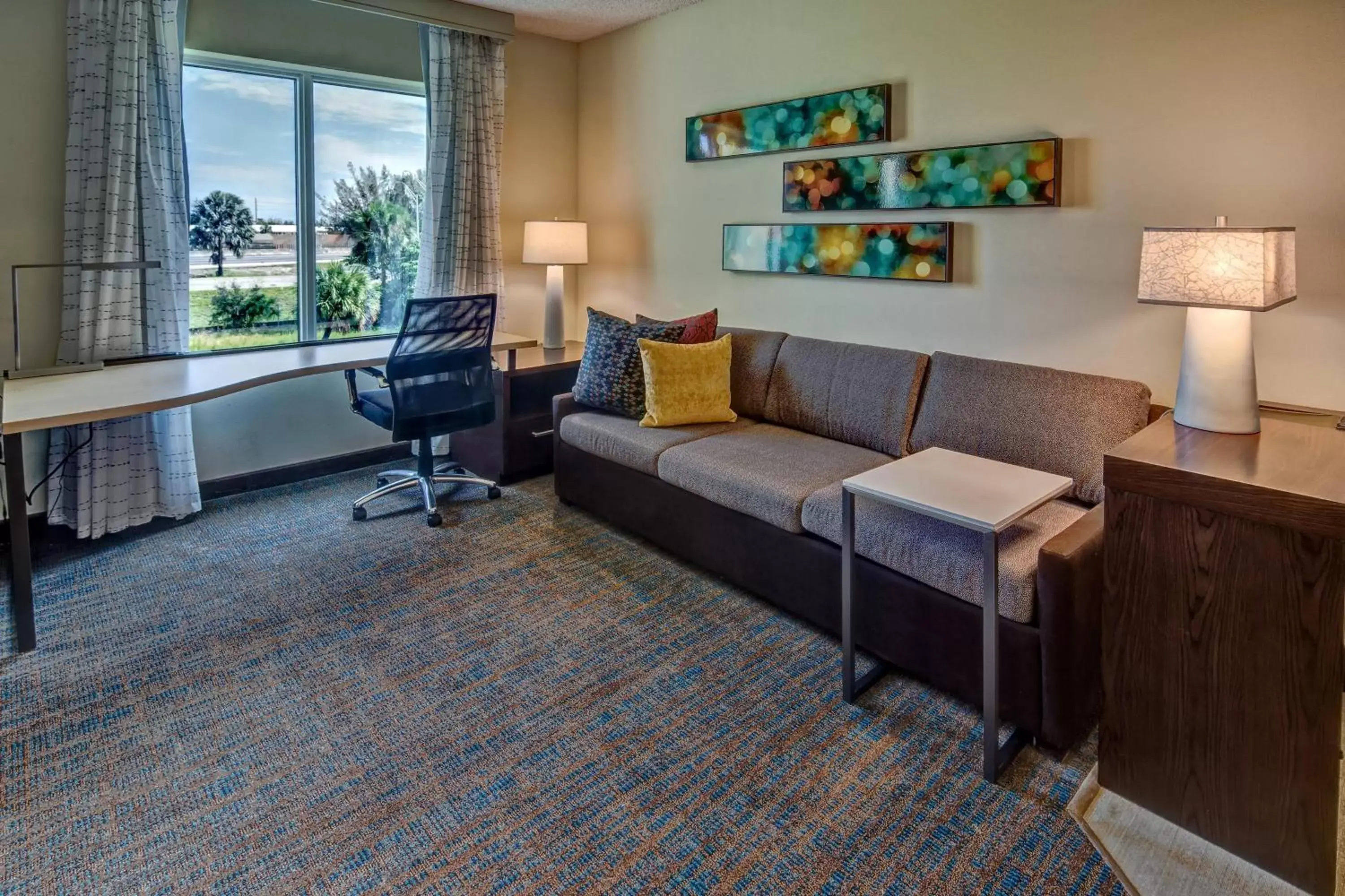 Bedroom, Seating Area in Residence Inn Fort Lauderdale Pompano Beach Central