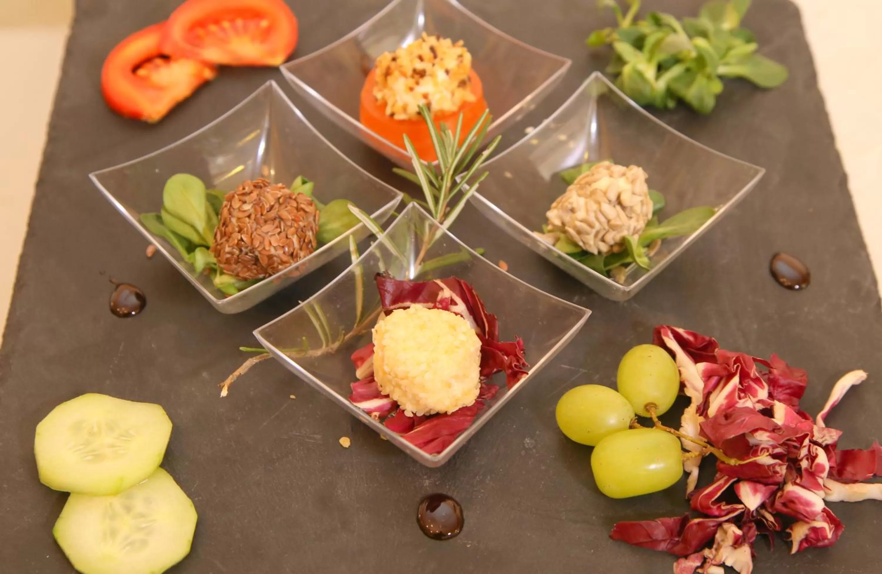 Restaurant/places to eat in Phi Hotel Emilia