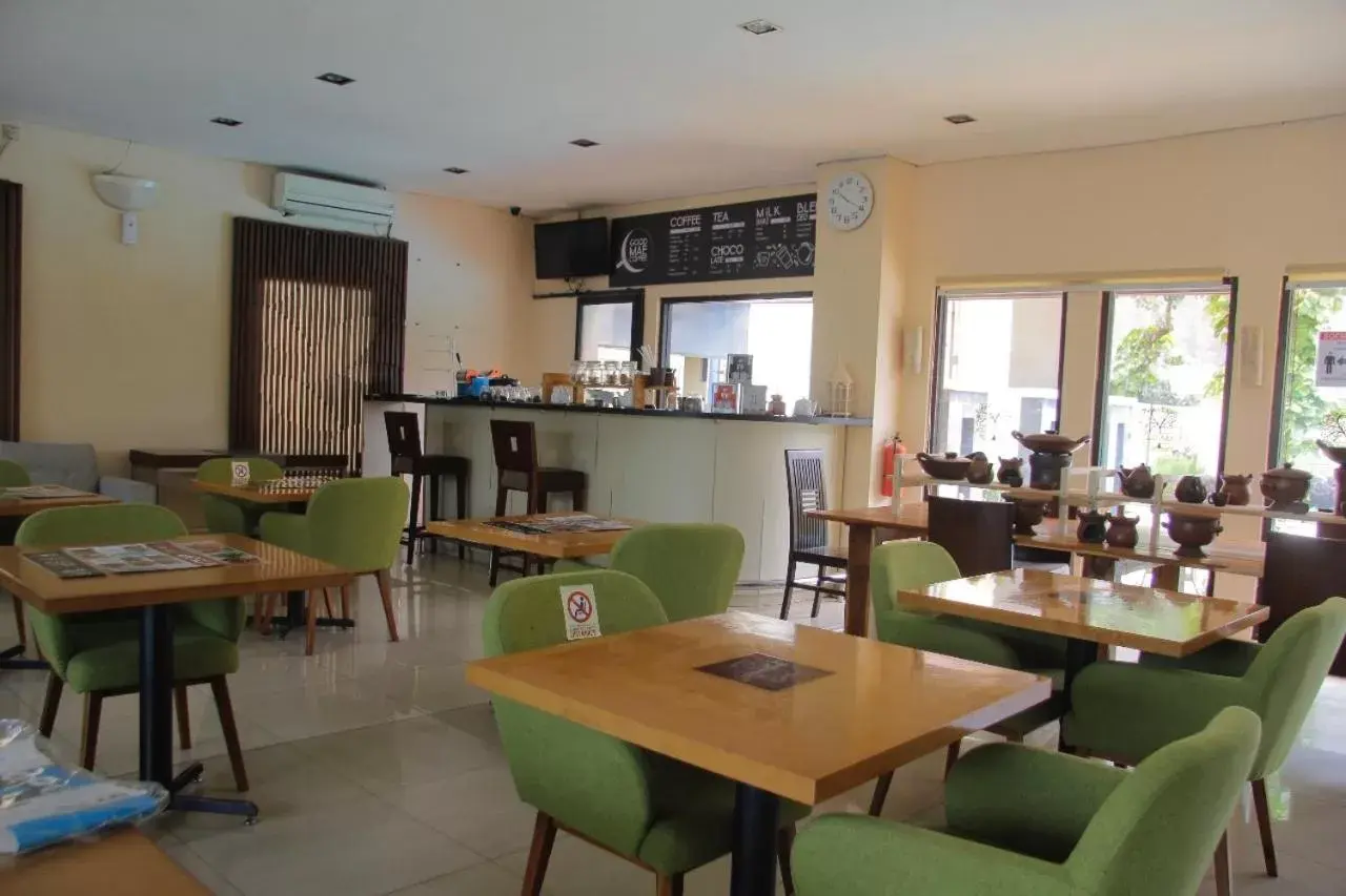 Restaurant/Places to Eat in Metro Hotel Jababeka