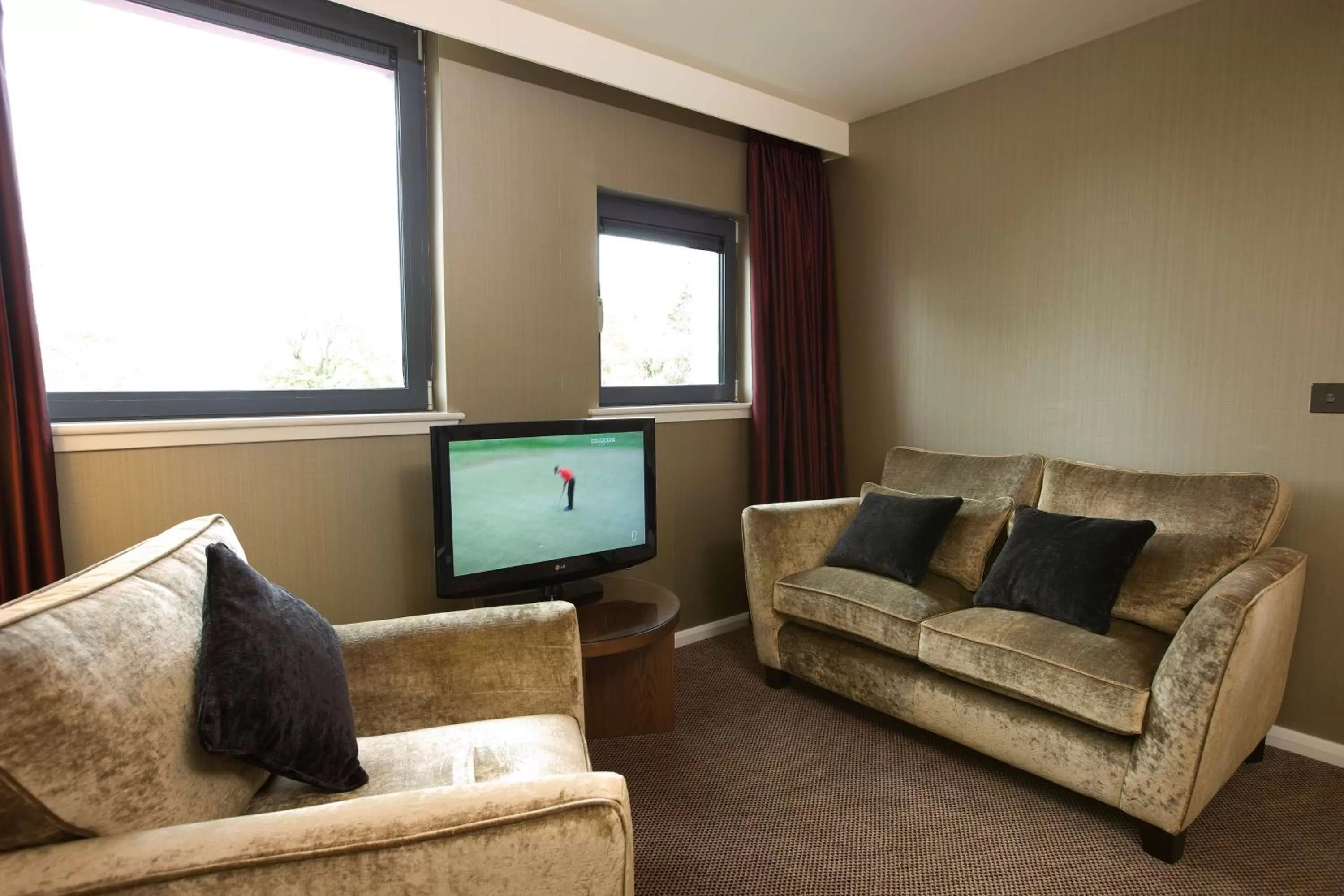 Executive King Suite in Kingsmills Hotel