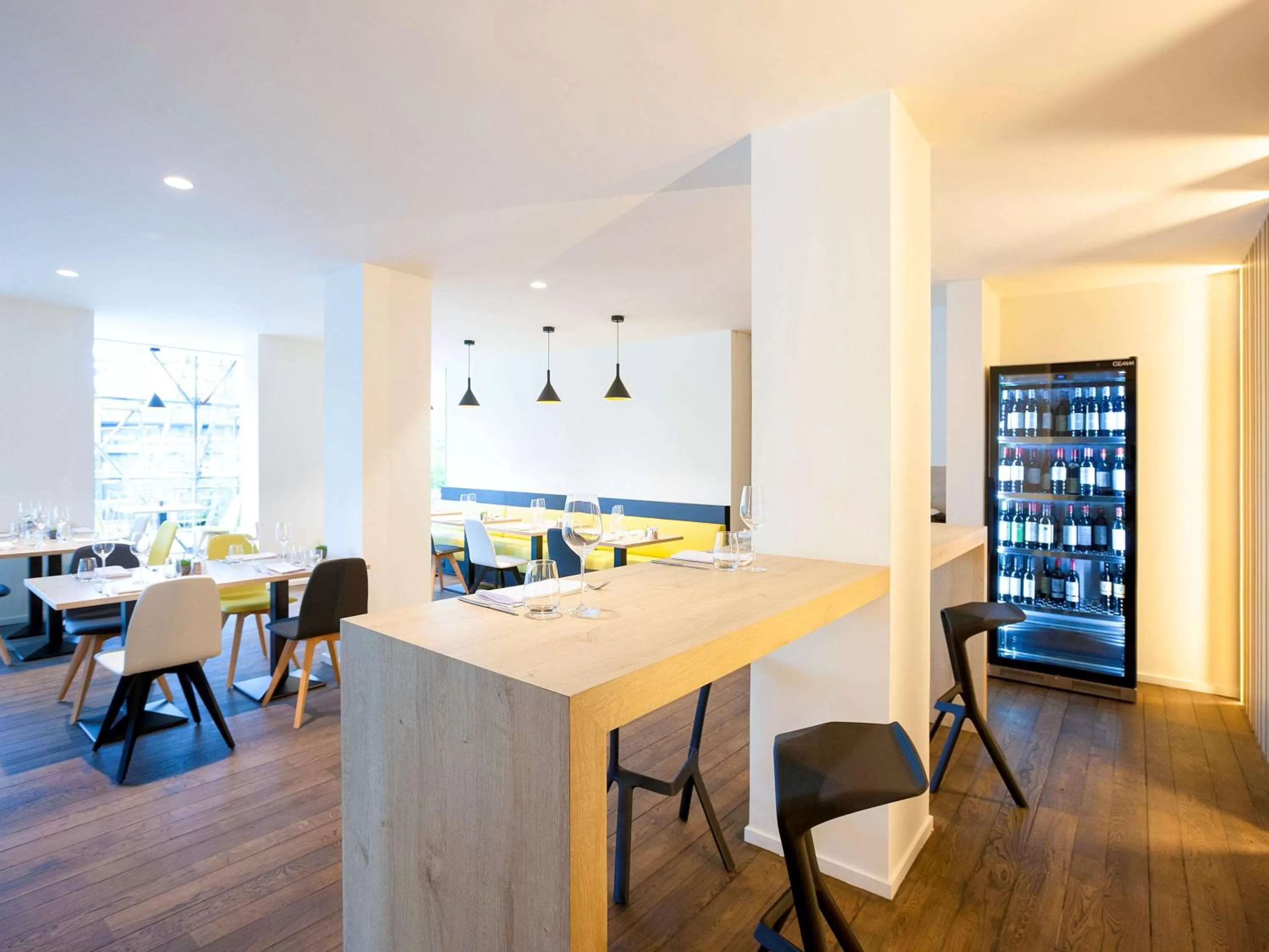 Restaurant/places to eat in ibis Styles Kortrijk Expo