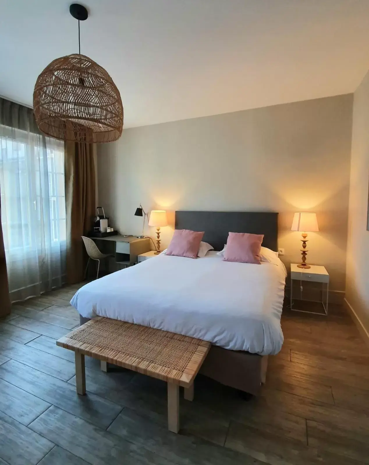 Coffee/tea facilities, Bed in Logis Hôtel Marguerite Coffee/tea facilities, Bed in Logis Hôtel Marguerite