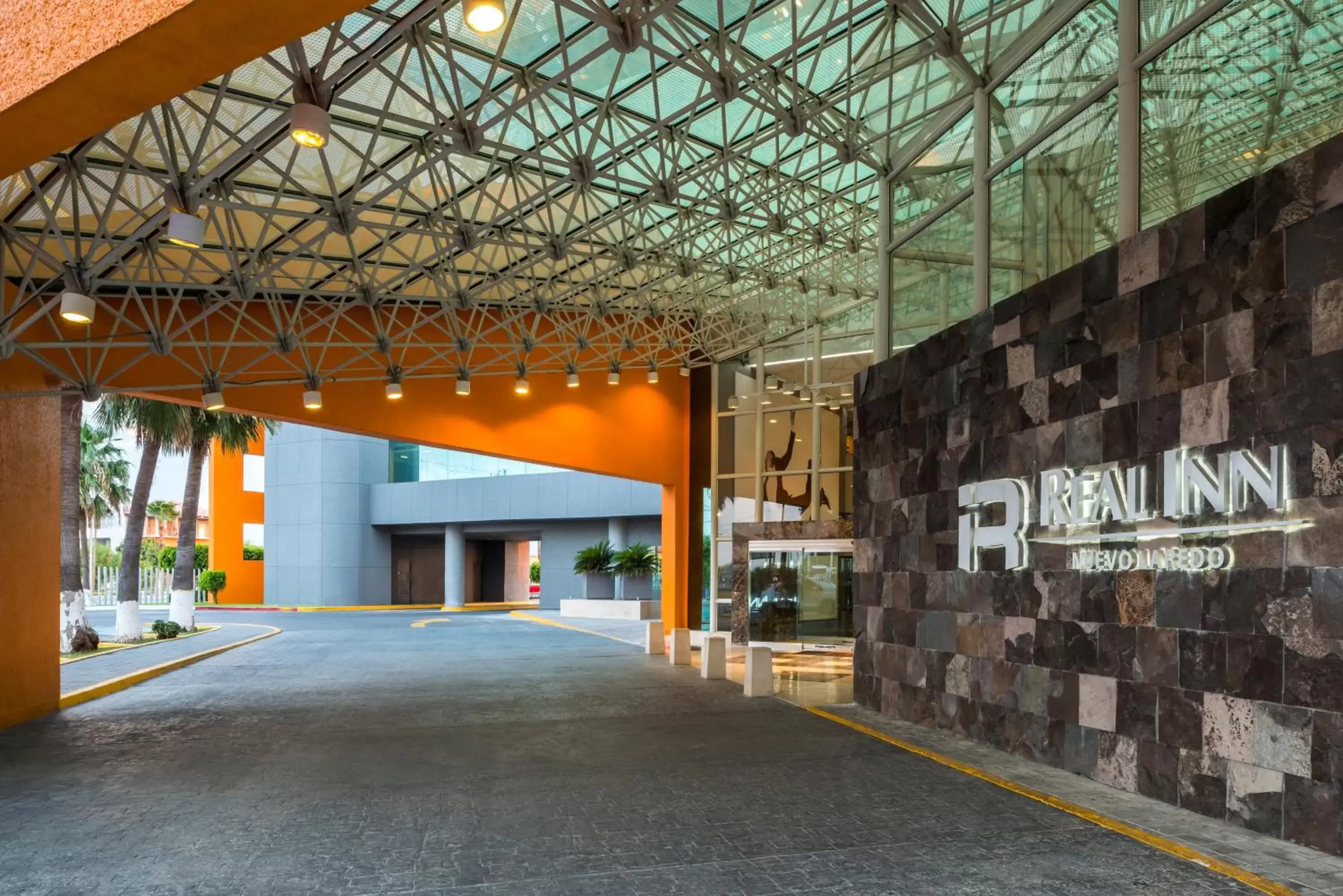 Property building in Real Inn Nuevo Laredo Property building in Real Inn Nuevo Laredo