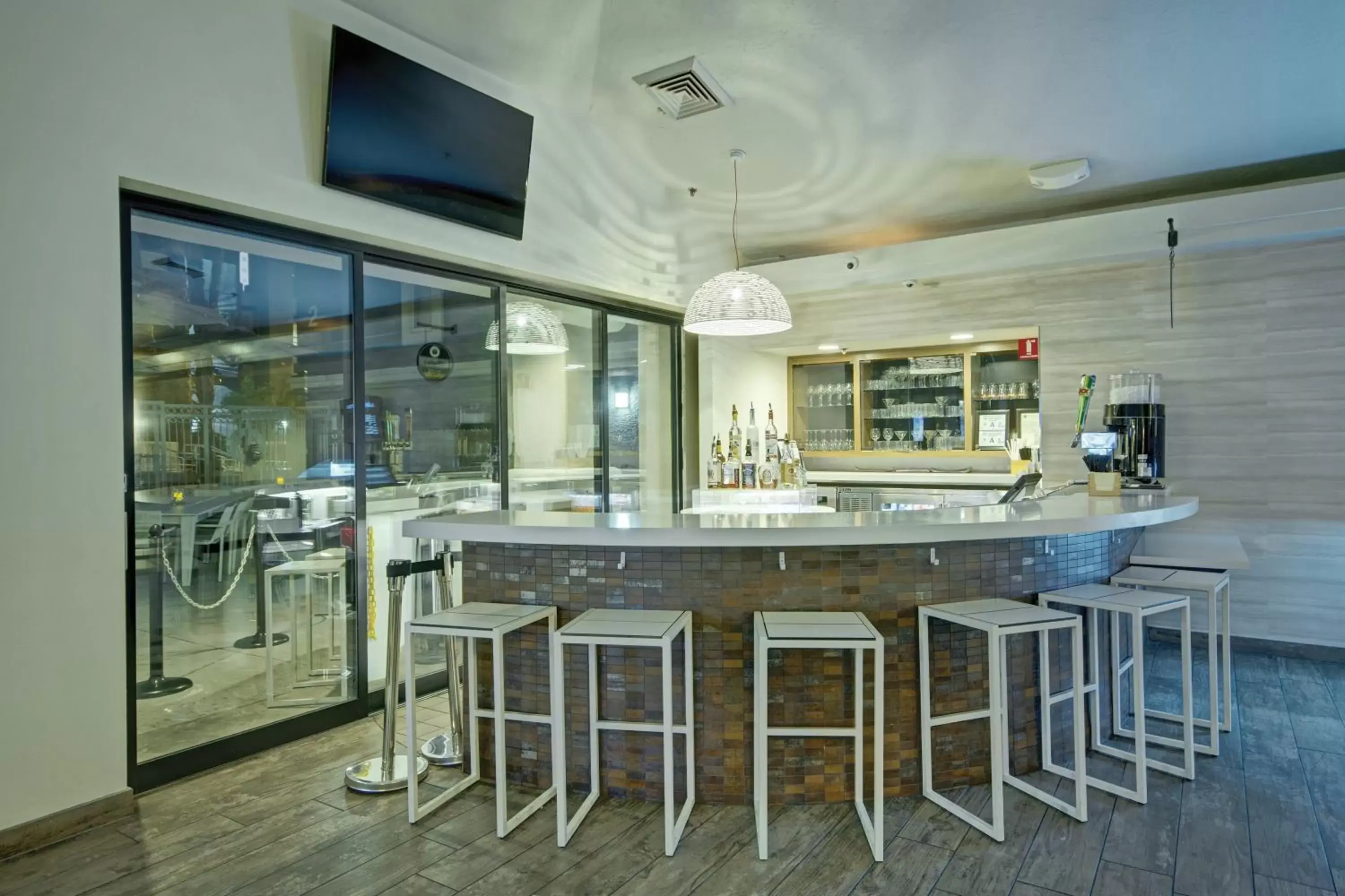 Property building, Lounge/Bar in Desert Rose Resort