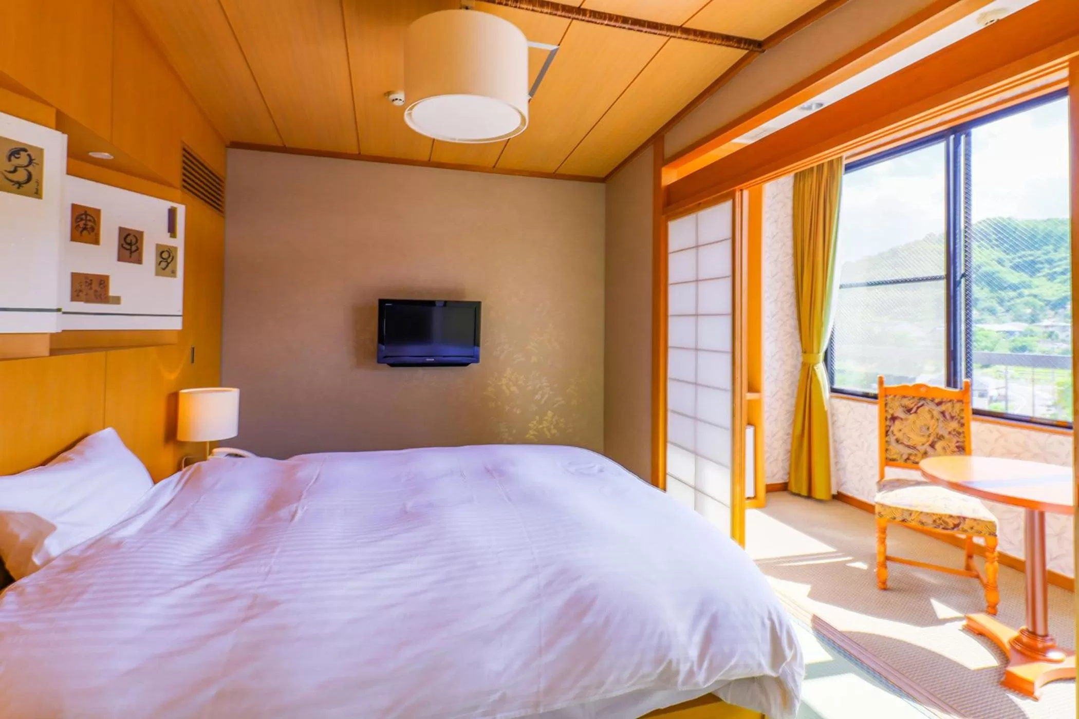 Photo of the whole room, Bed in TAOYA Akiu