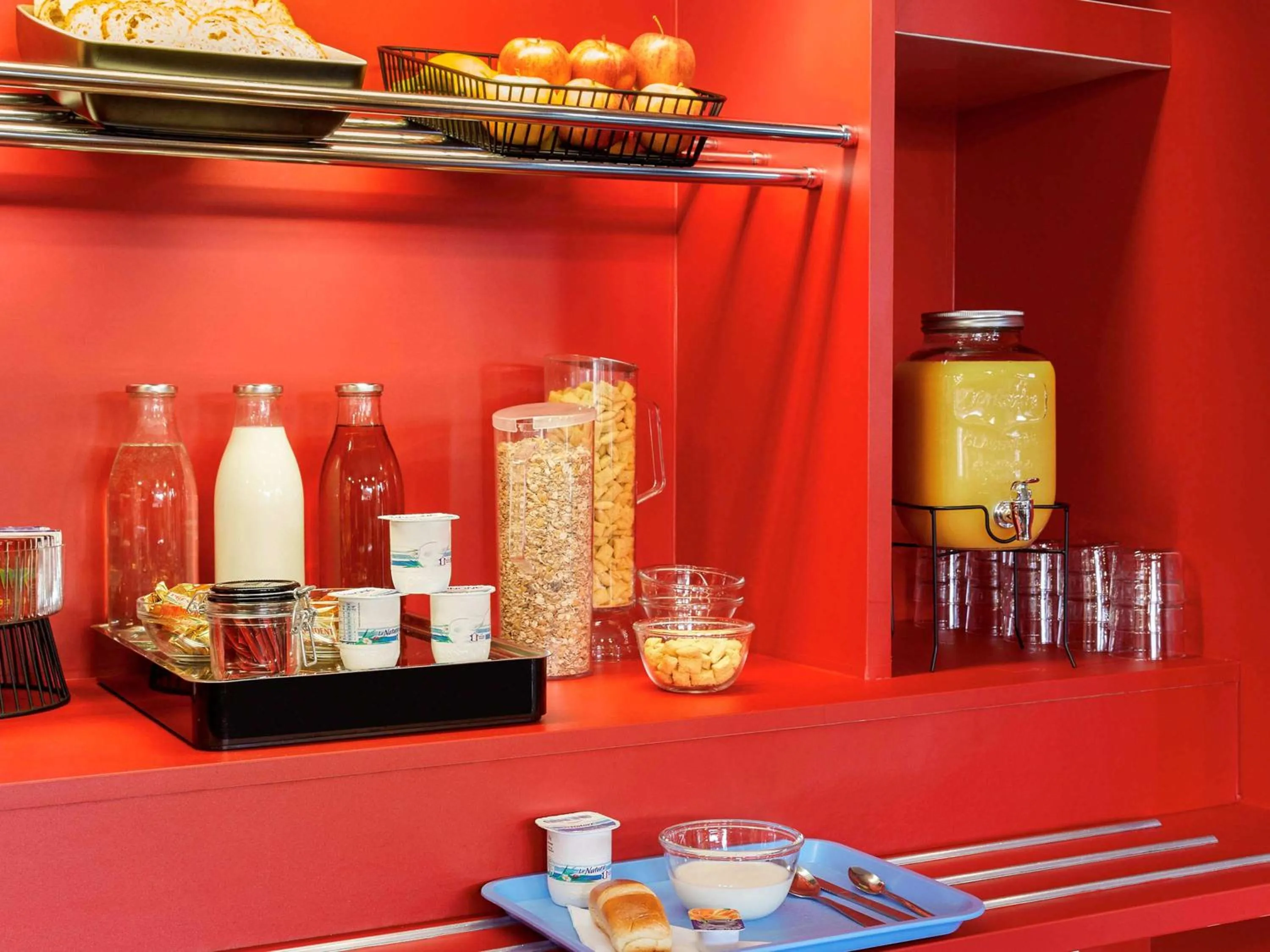 Restaurant/places to eat in hotelF1 Nantes Est La Beaujoire