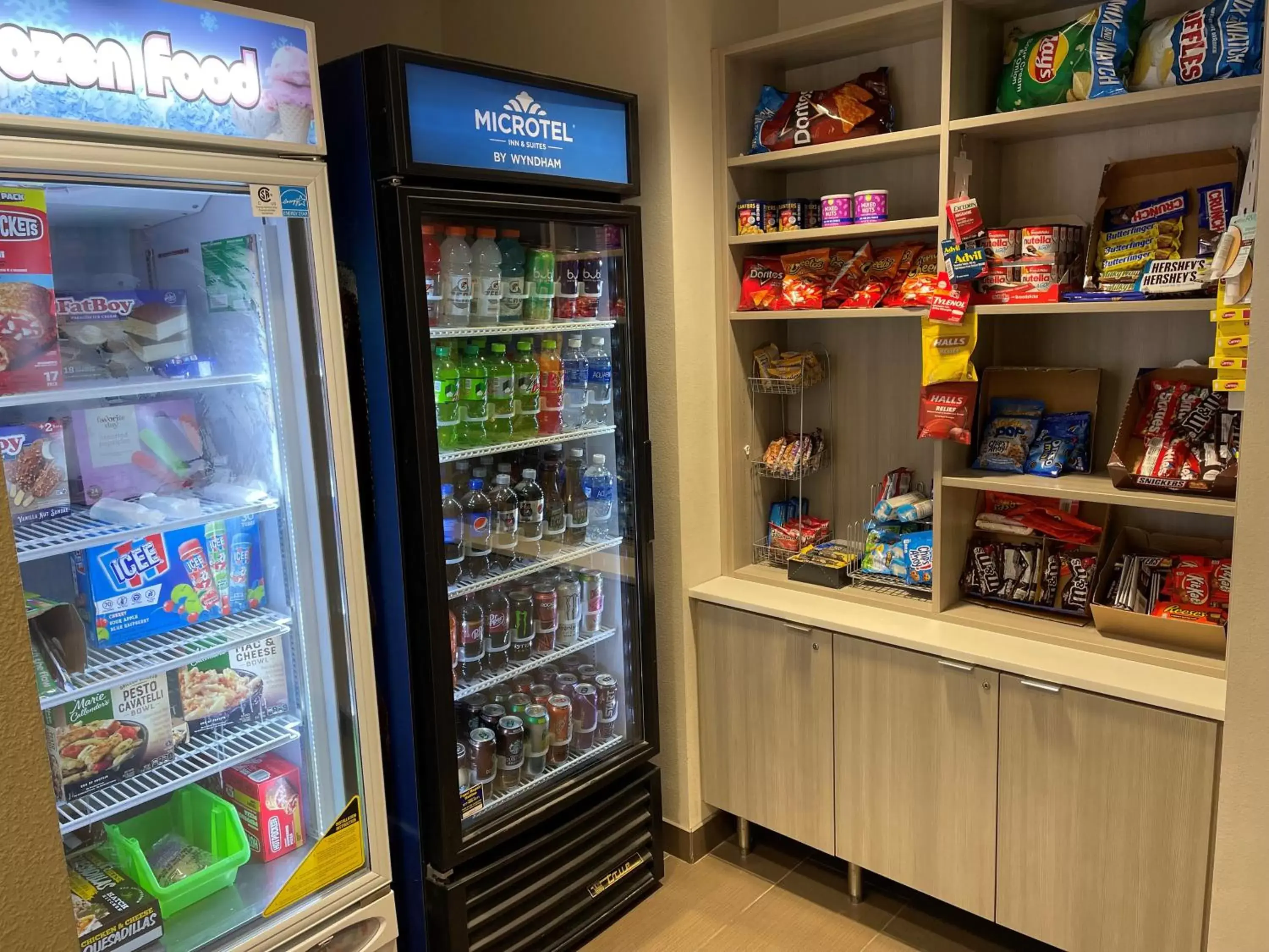 vending machine, Supermarket/Shops in Microtel Inn & Suites by Wyndham Rochester South Mayo Clinic