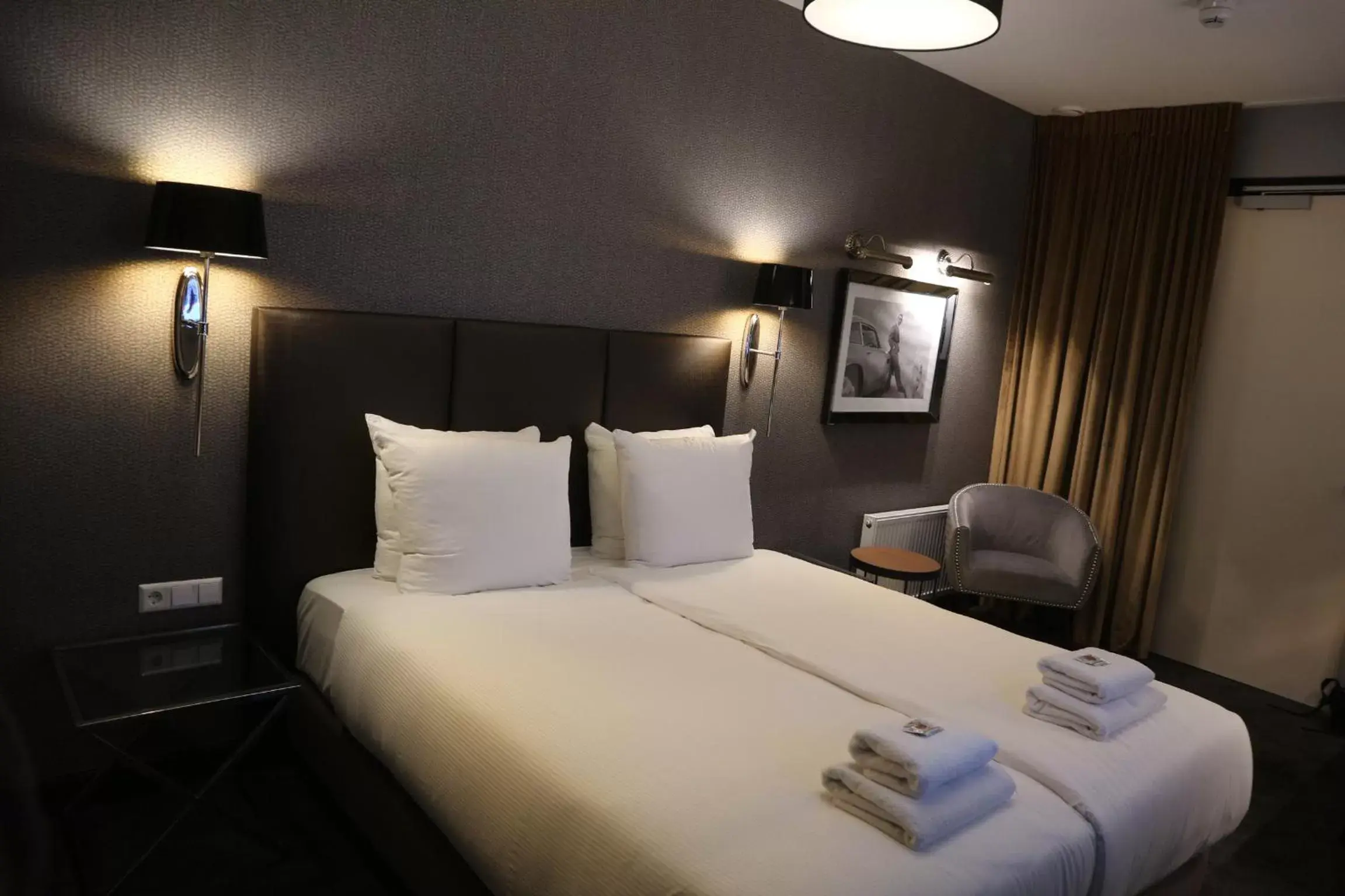 Bed in Grand Hotel Alkmaar