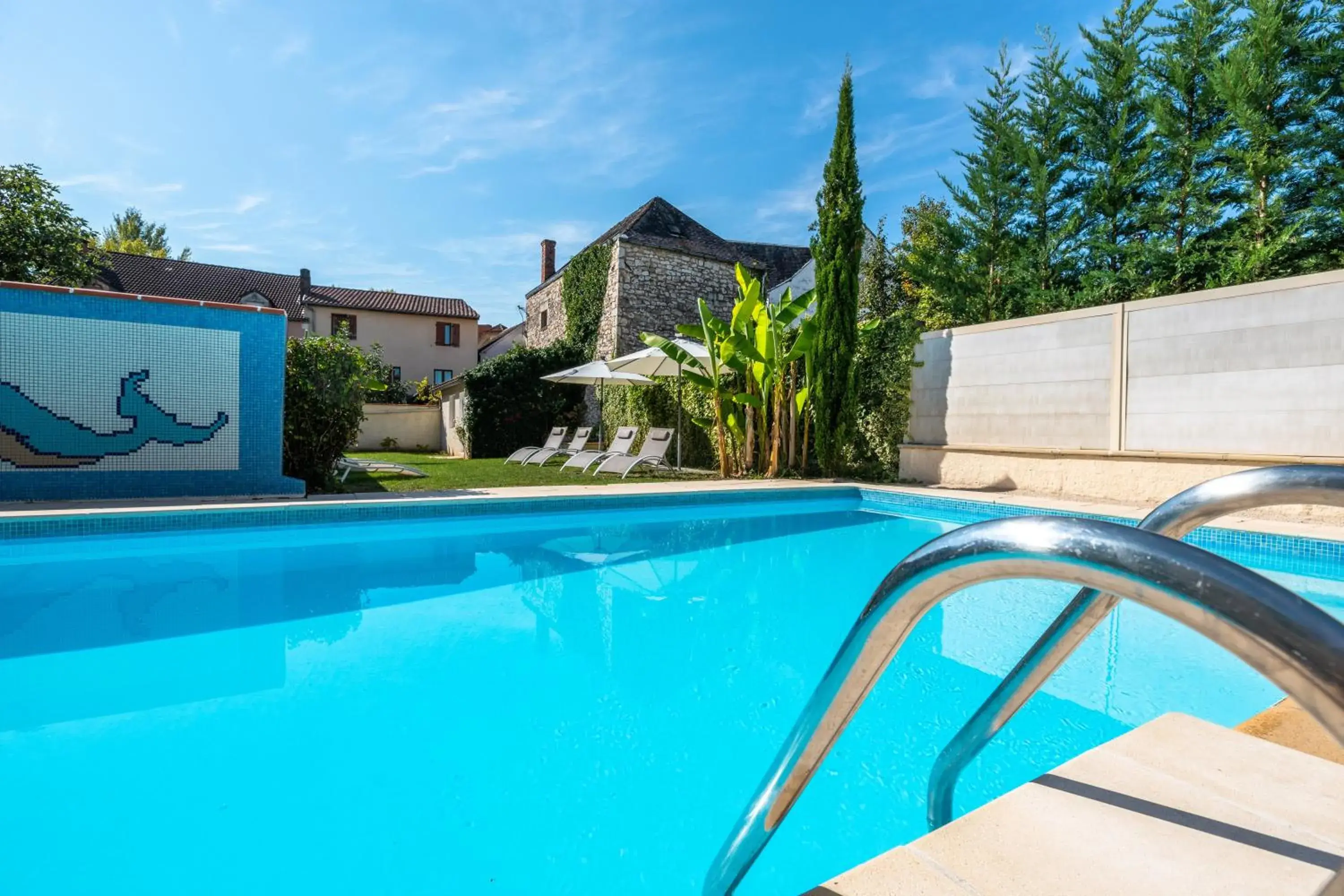 Garden view, Swimming Pool in Le Quercy