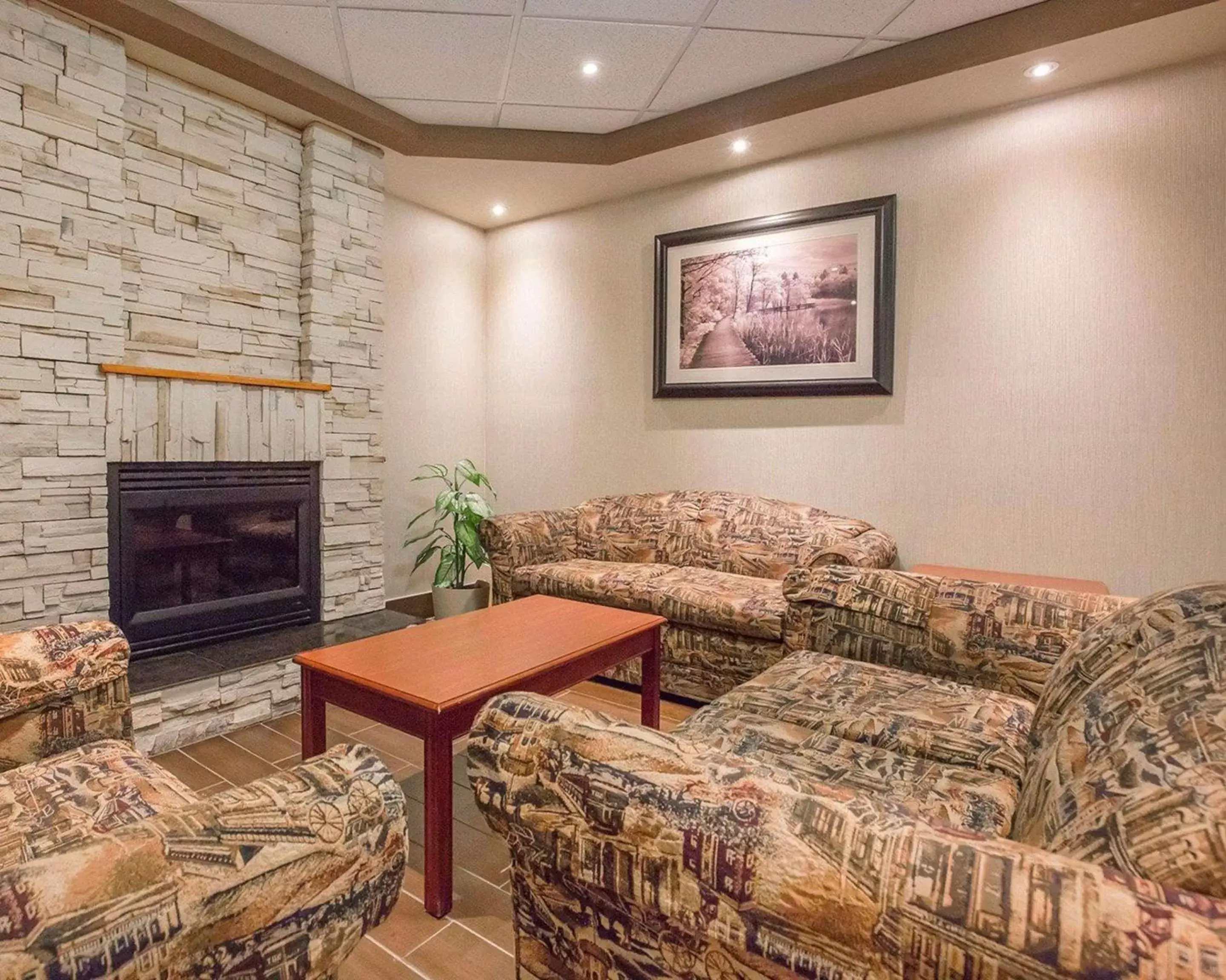 Lobby or reception, Seating Area in Comfort Inn and Suites University