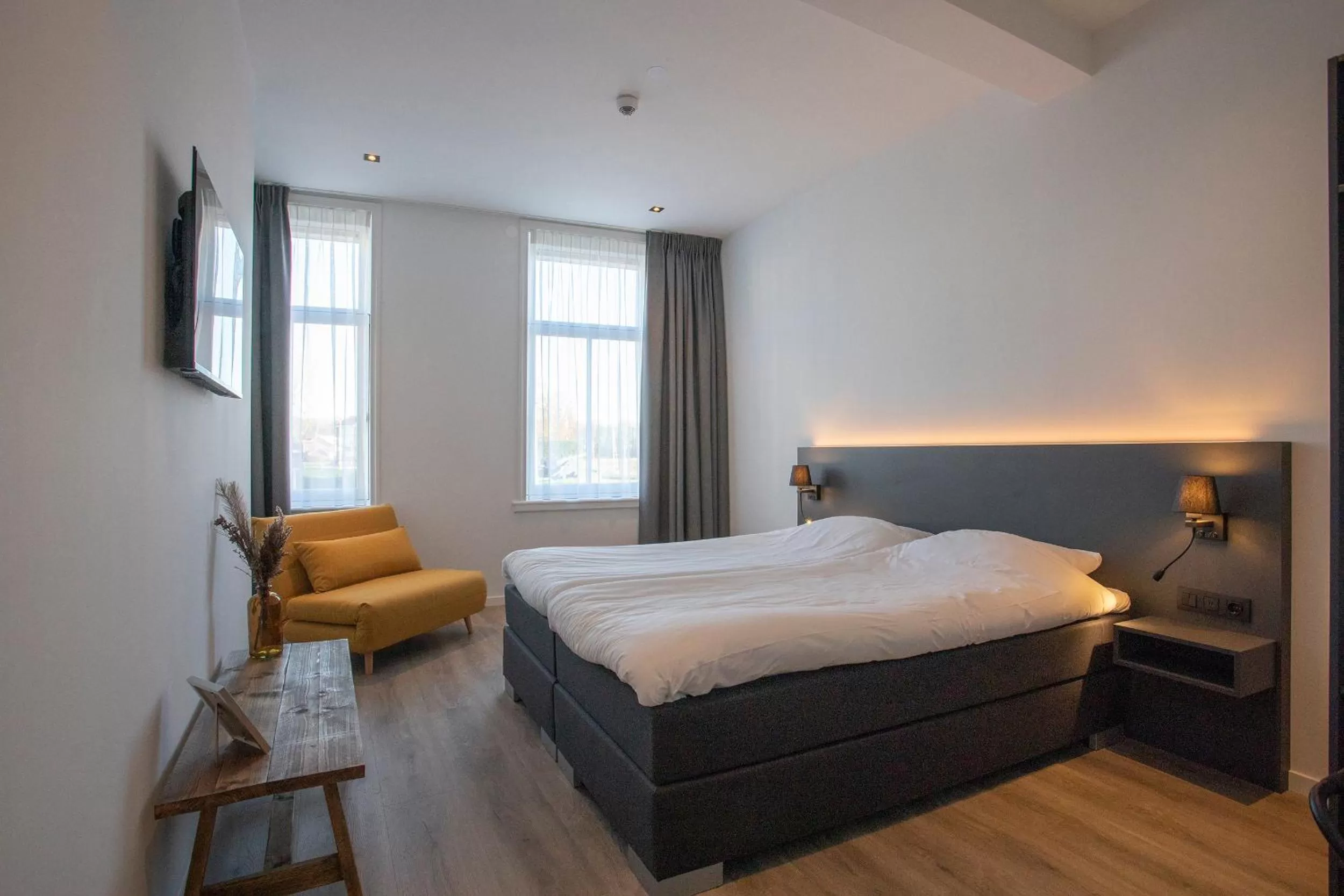 Photo of the whole room in Hotel Tholen