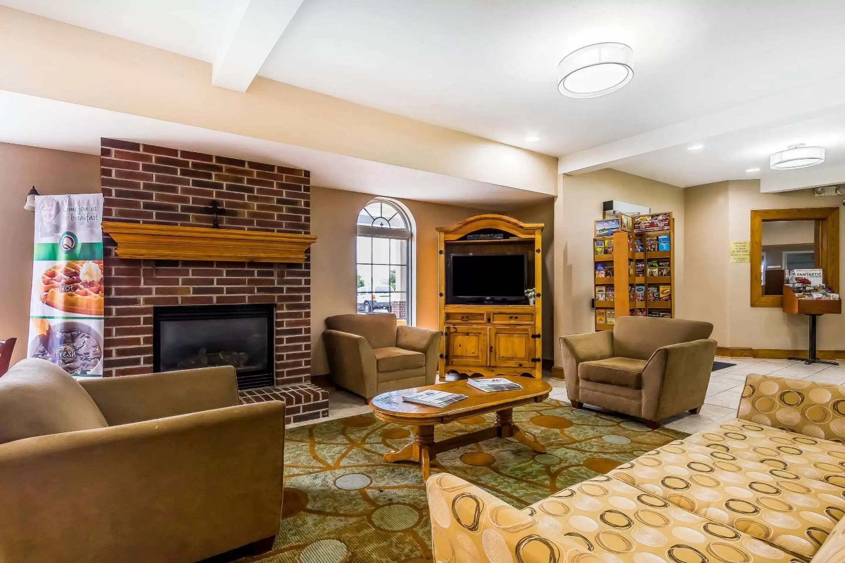 Lobby or reception, Seating Area in Quality Inn & Suites Chesterfield Village