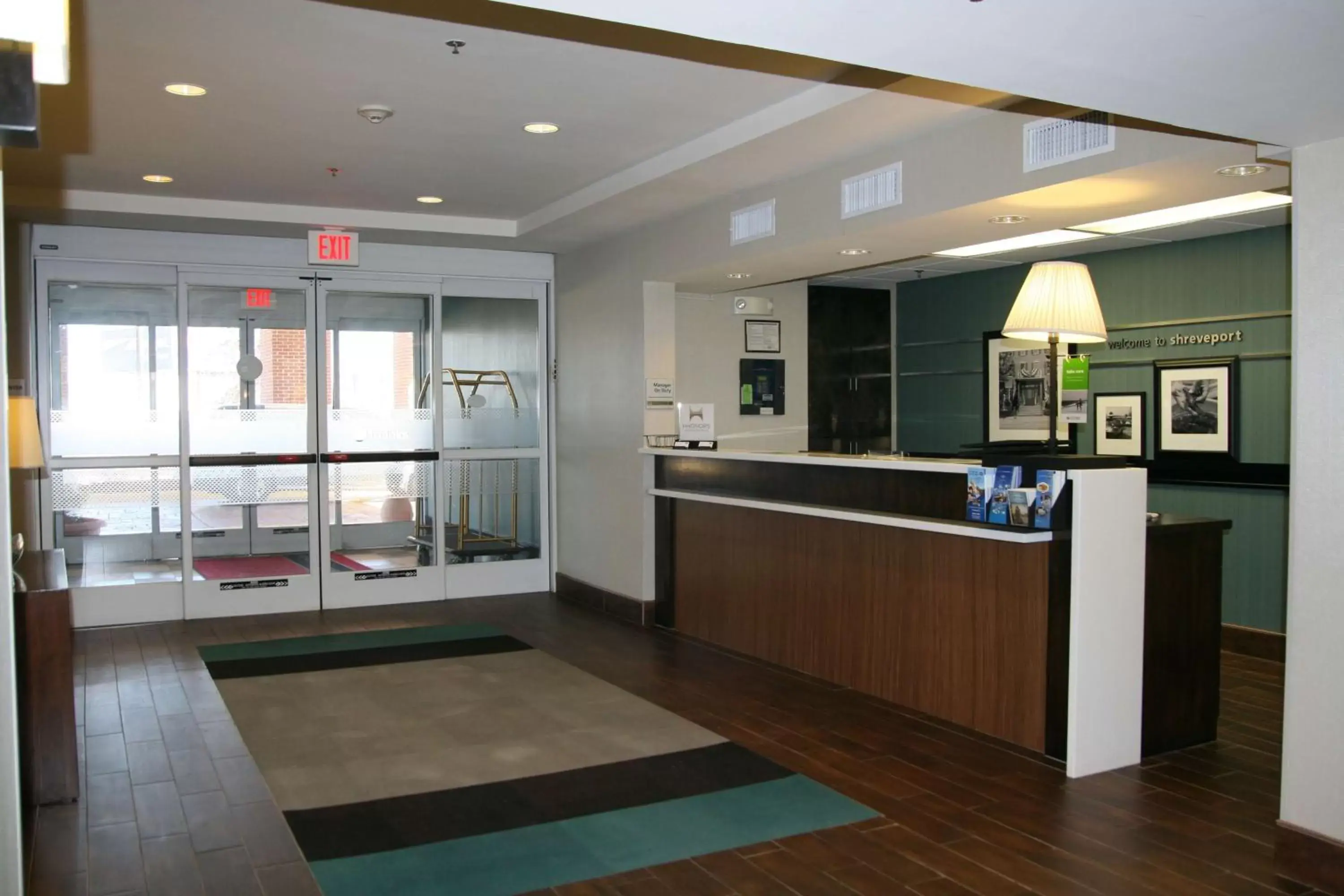 Lobby or reception, Kitchen/Kitchenette in Hampton Inn By Hilton Shreveport Airport, La
