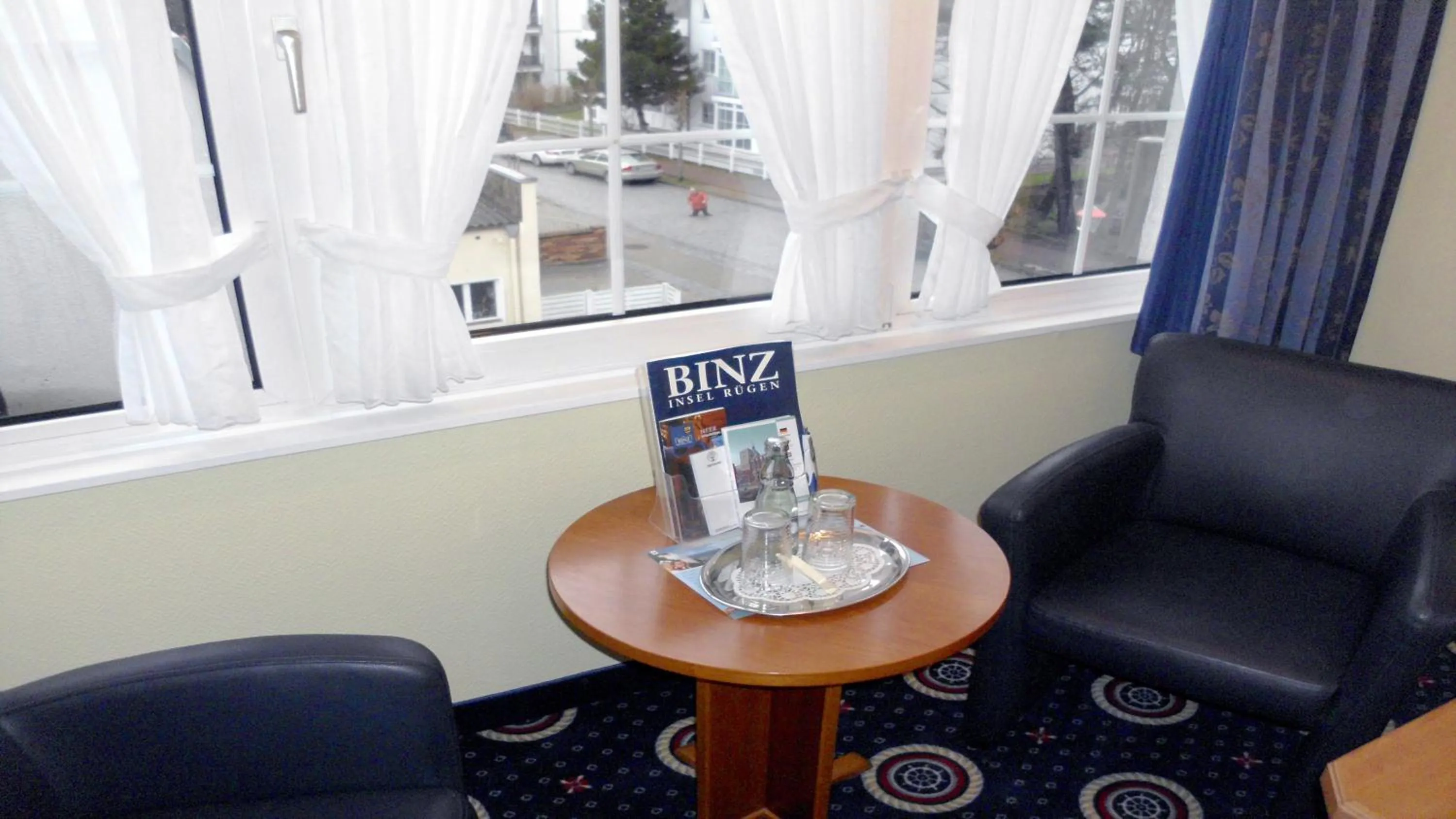 Seating area in Hotel Deutsche Flagge