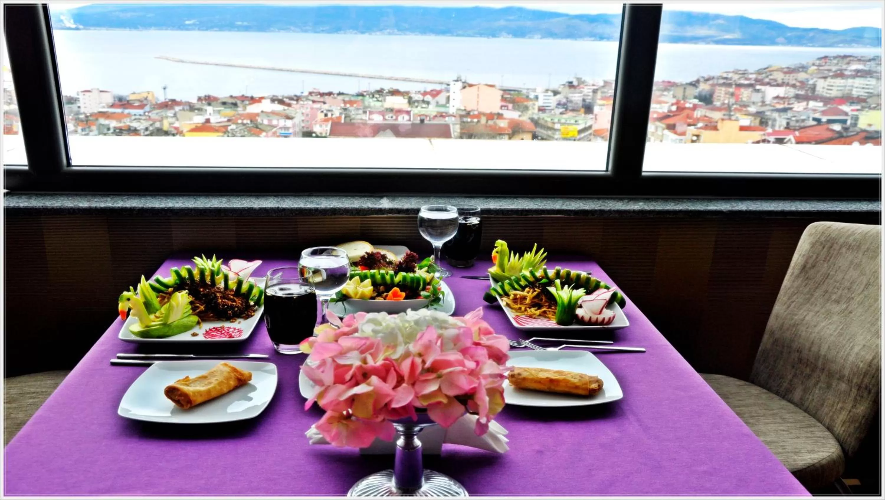 Restaurant/places to eat in Grand Asya Hotel