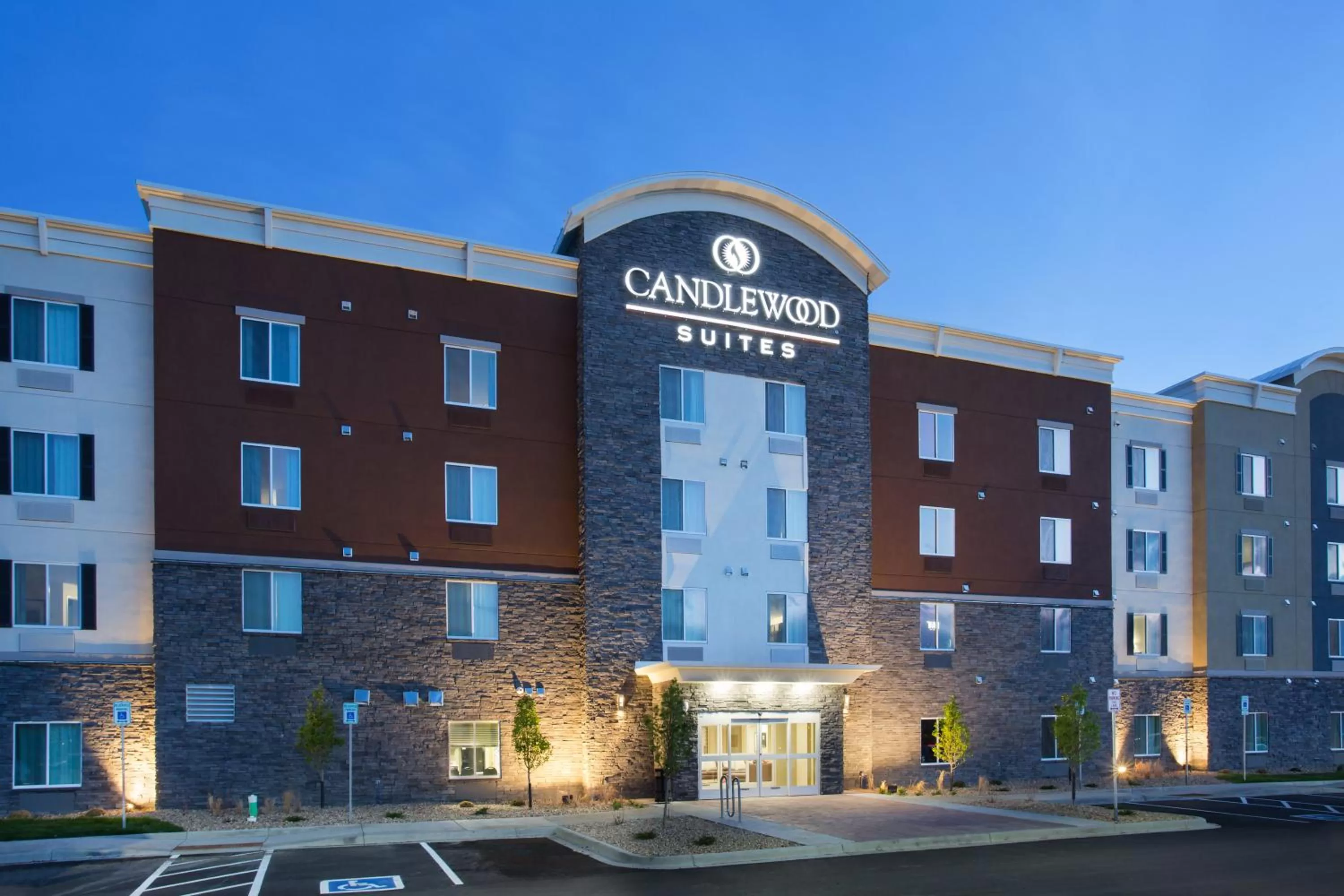 Property building in Candlewood Suites Longmont - Boulder Area by IHG