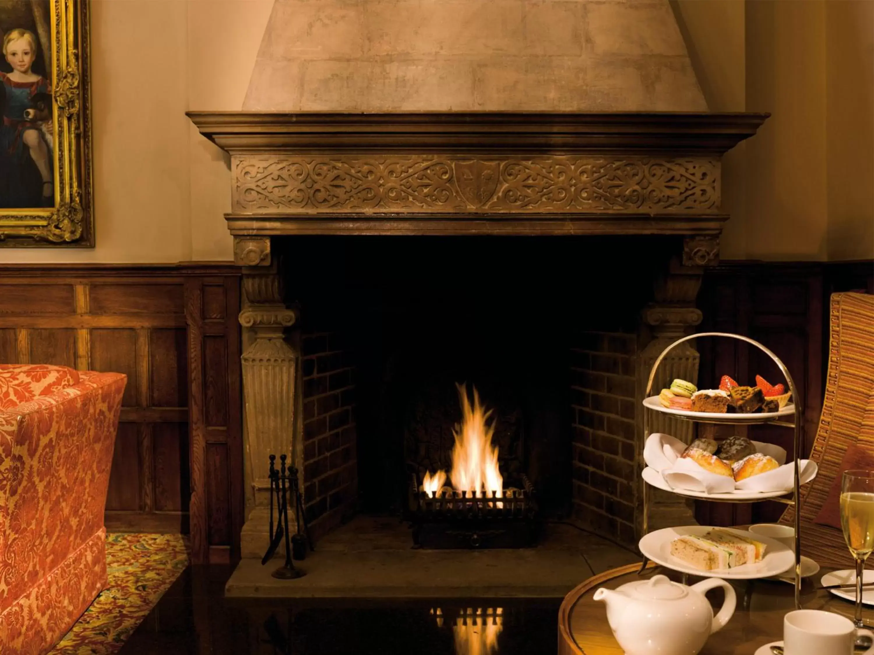 Seating area in Macdonald Berystede Hotel & Spa