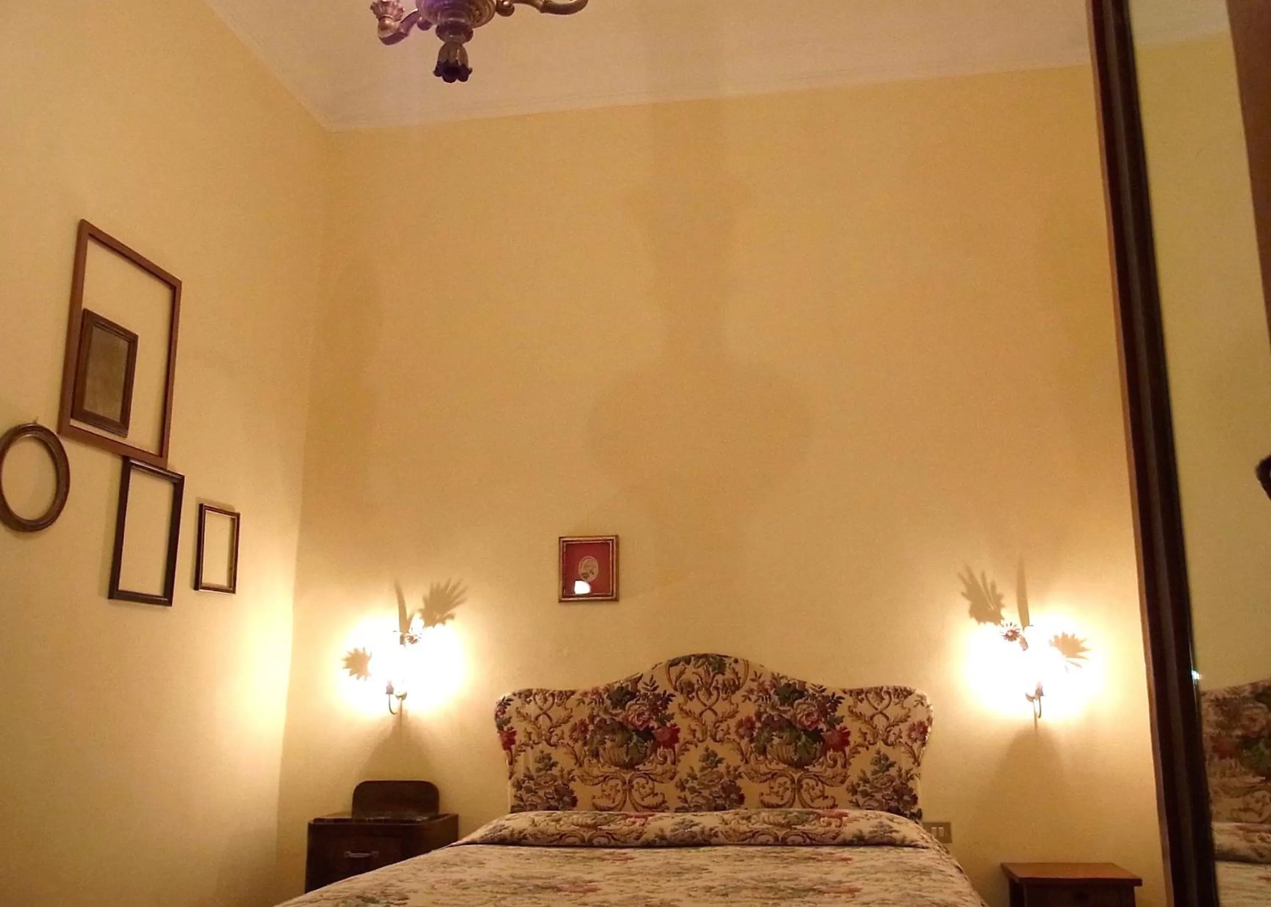 Photo of the whole room, Bed in Hotel Cestelli