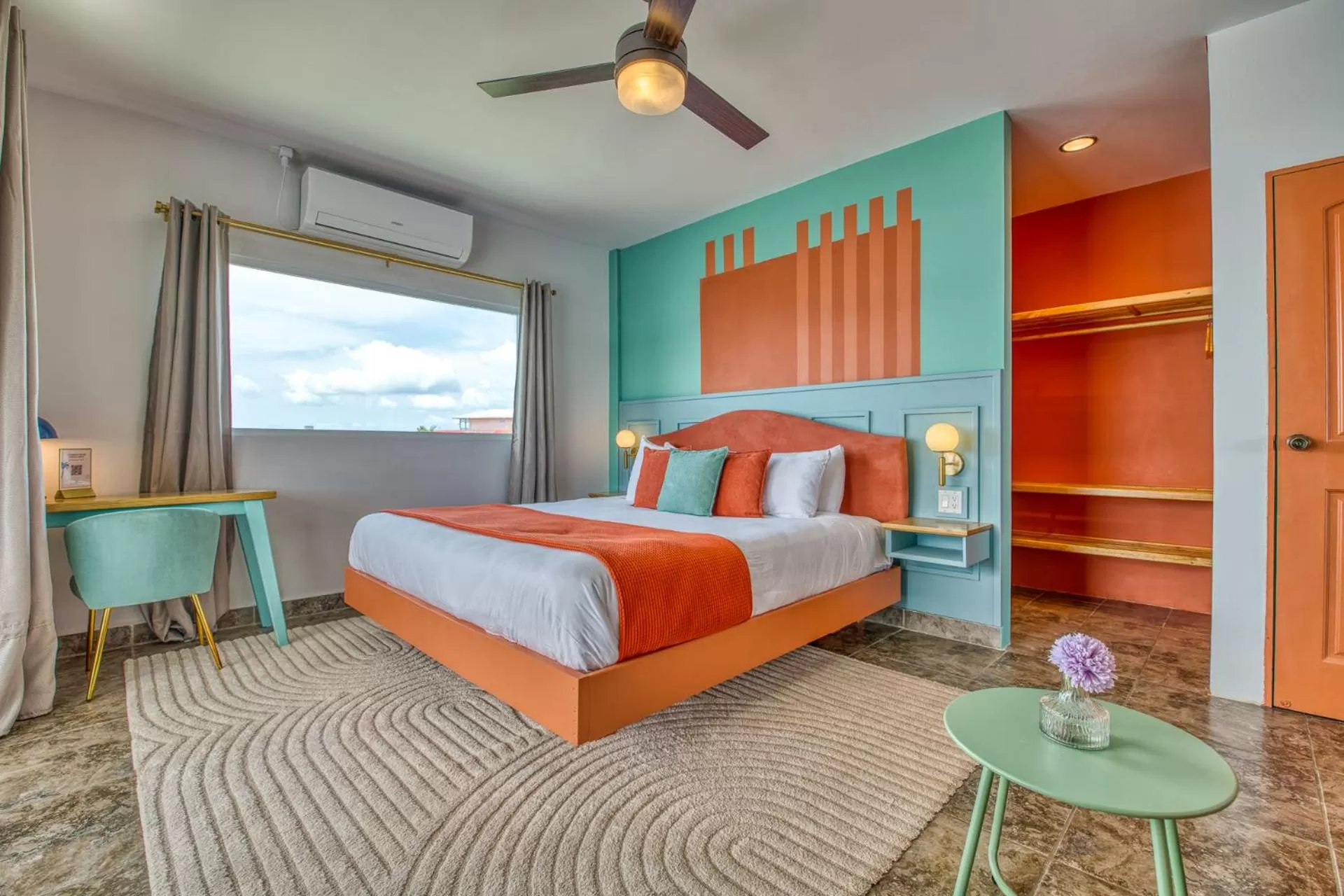 Photo of the whole room, Bed in Bocas Paradise Hotel