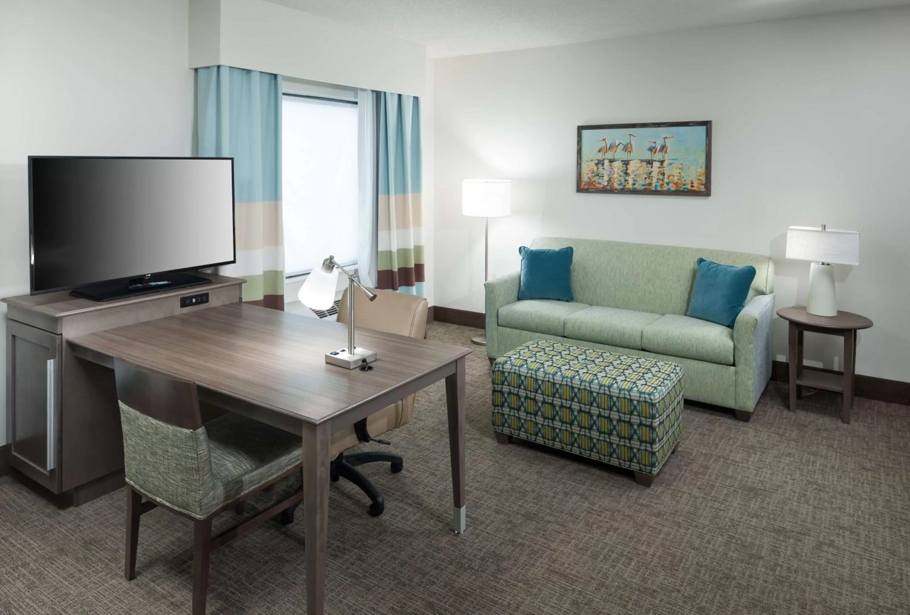 Living room in Hampton Inn & Suites by Hilton Carolina Beach Oceanfront