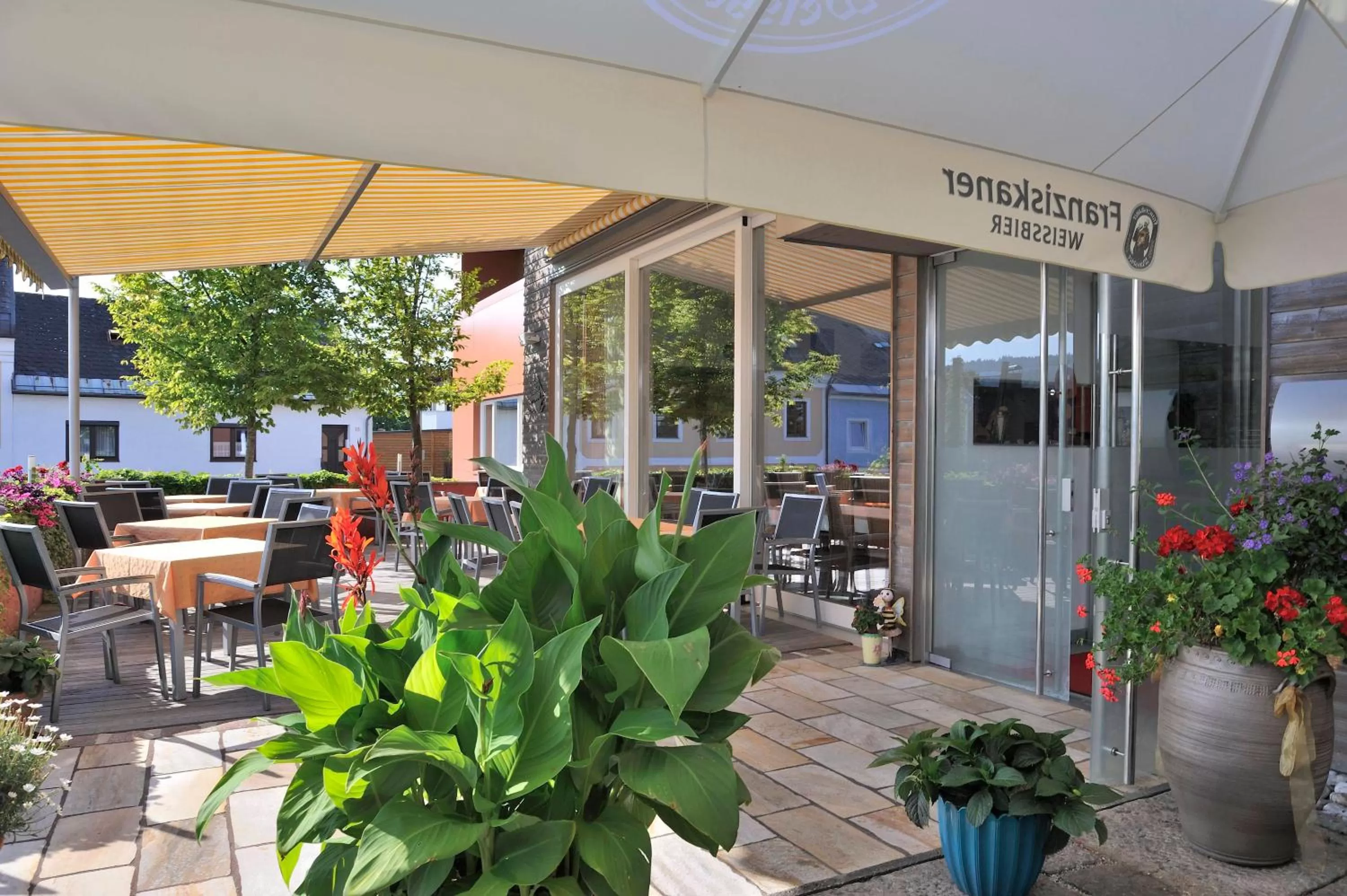 Restaurant/Places to Eat in Biergasthaus Schiffner