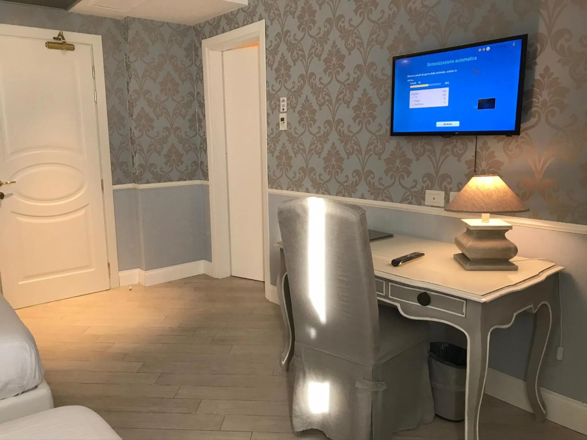 TV and multimedia in Marina Holiday & Spa