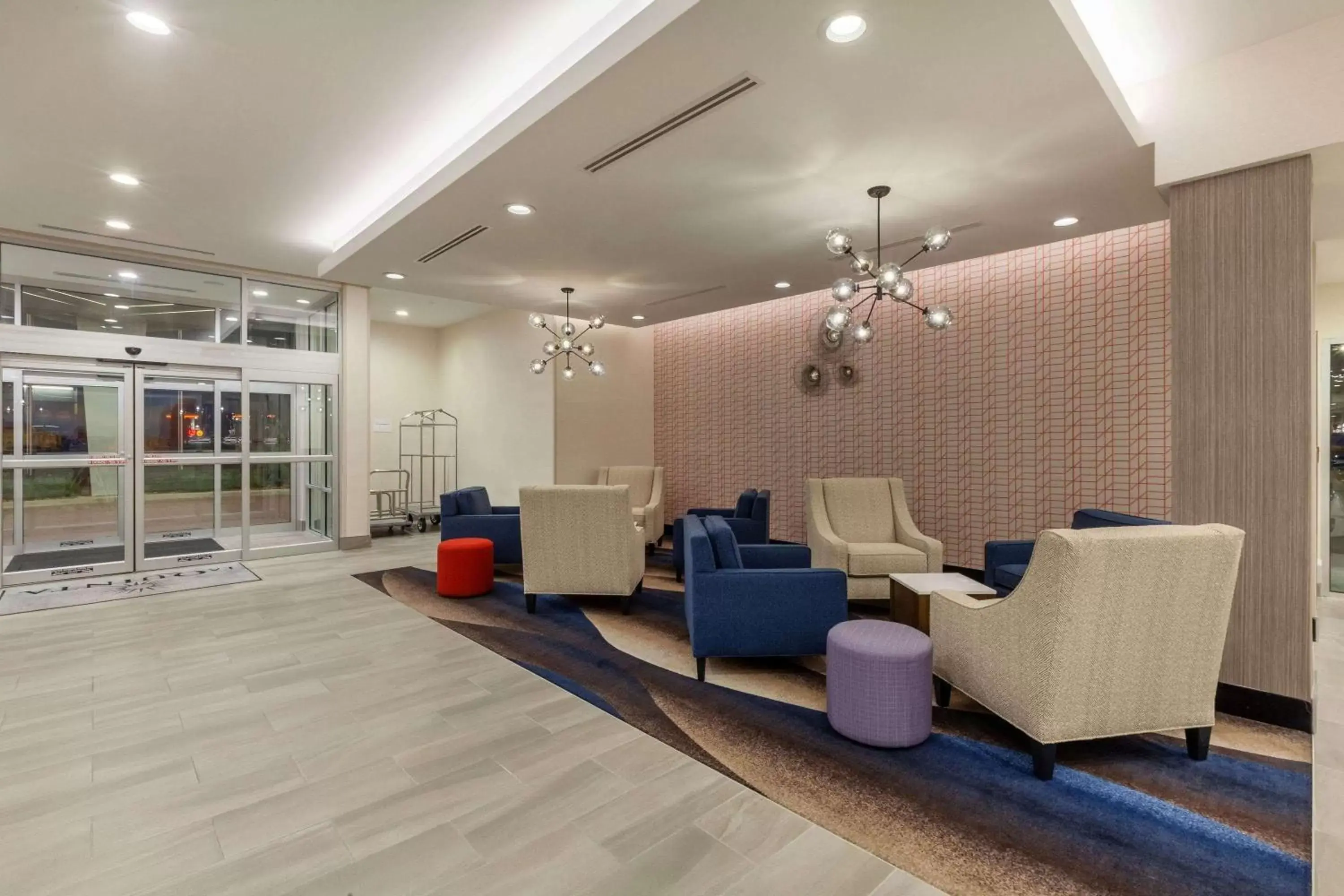 Lobby or reception in La Quinta Inn & Suites by Wyndham Lafayette Oil Center Lobby or reception in La Quinta Inn & Suites by Wyndham Lafayette Oil Center