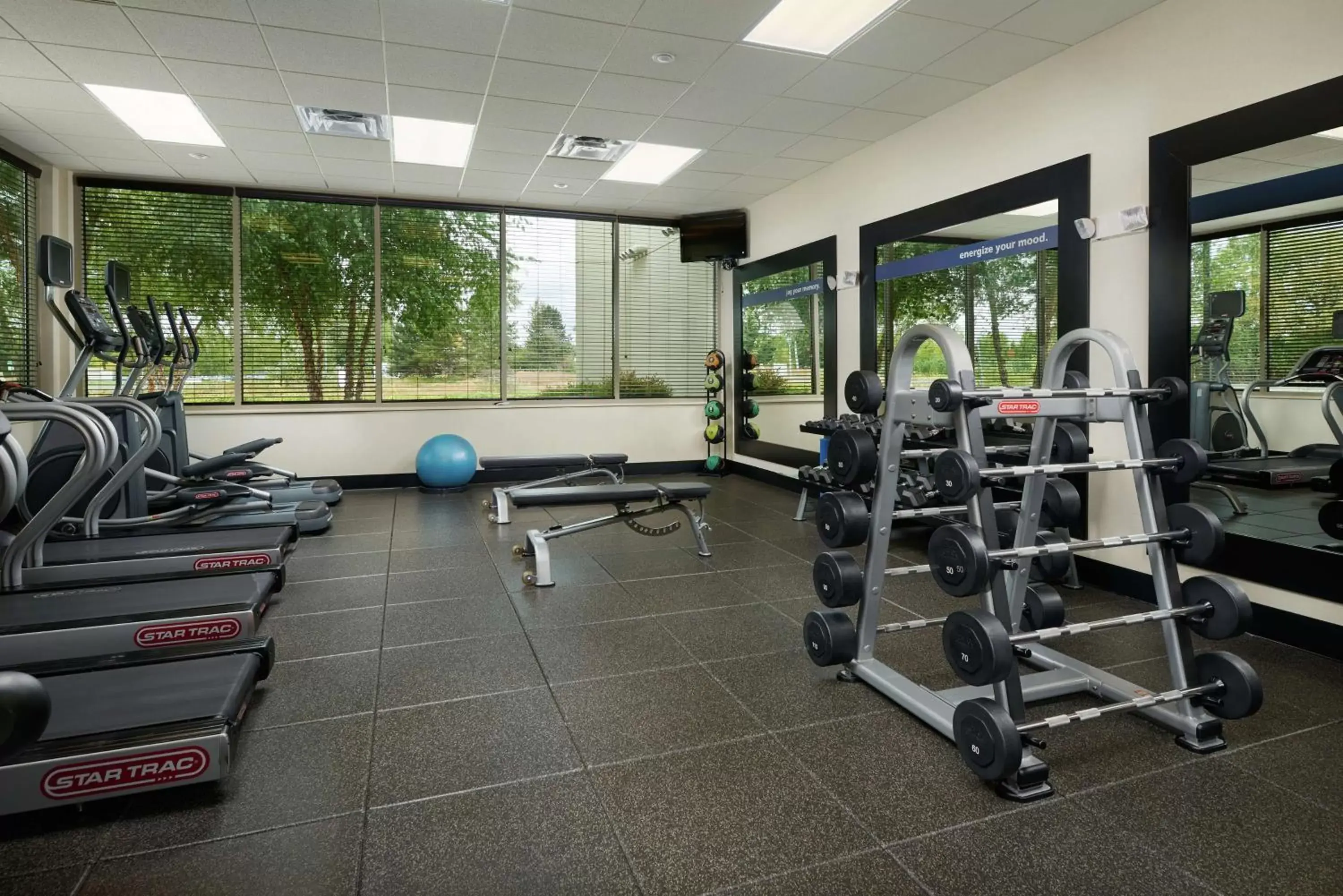 Fitness centre/facilities, Fitness Center/Facilities in Hampton Inn and Suites Salem