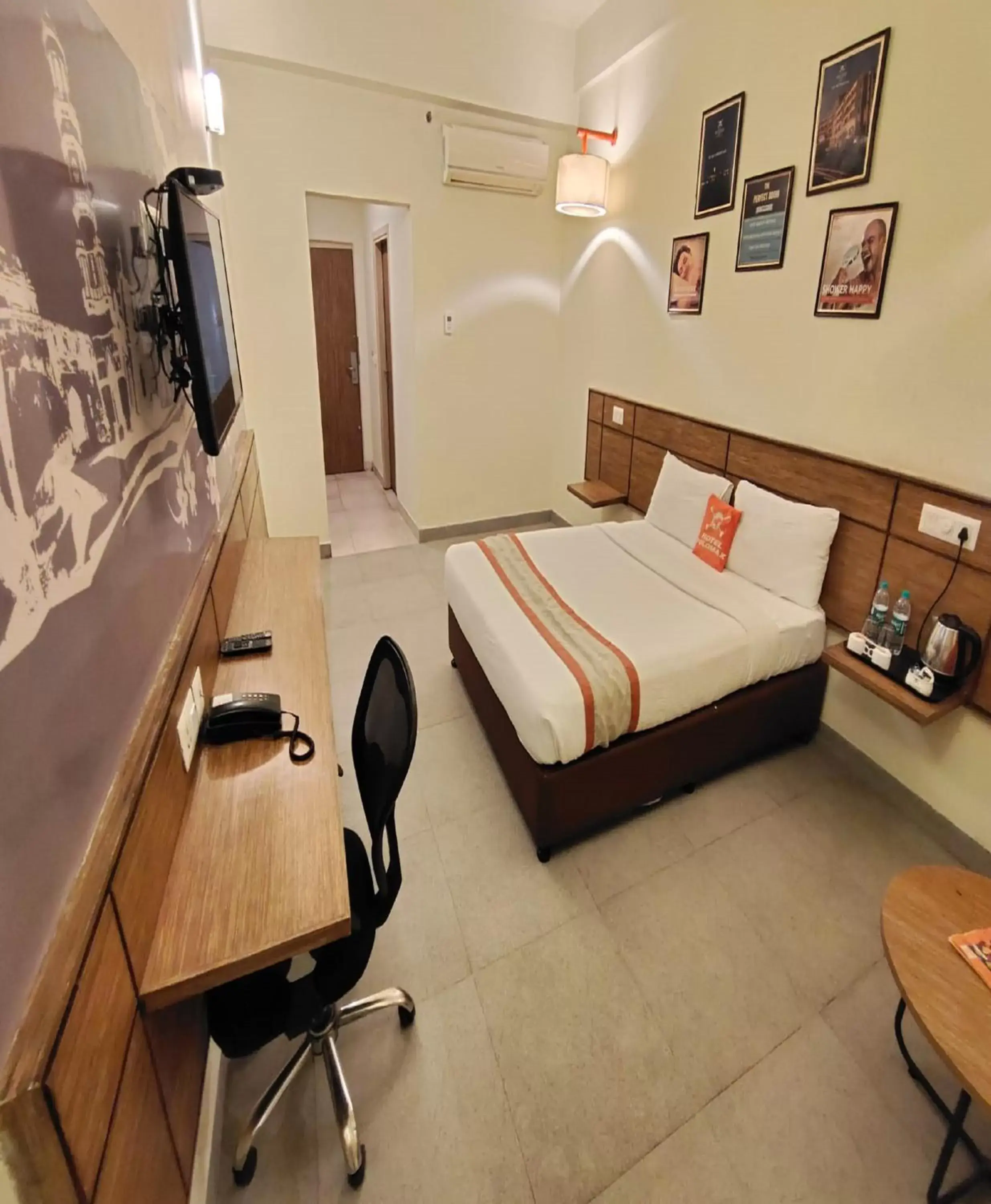 Bedroom in Max Hotels Jabalpur