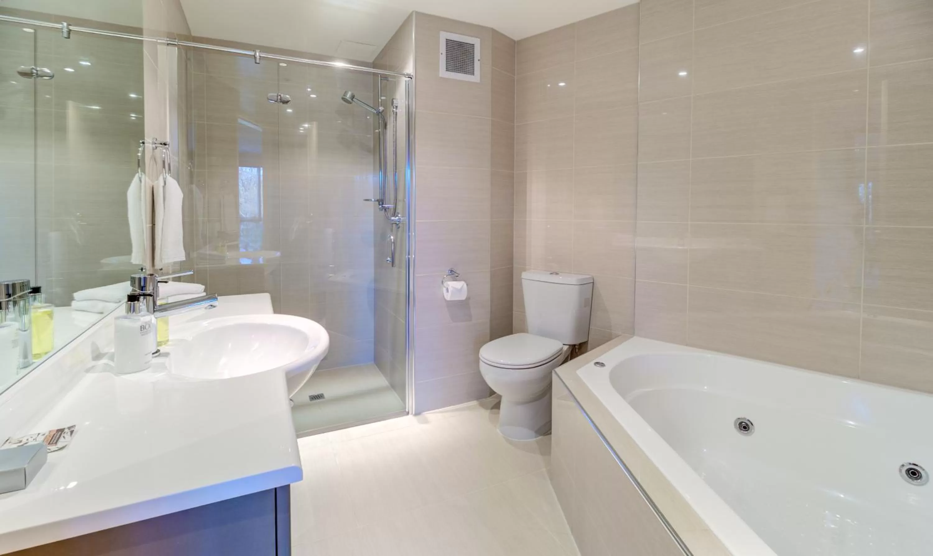 Shower in Parkview On Hagley