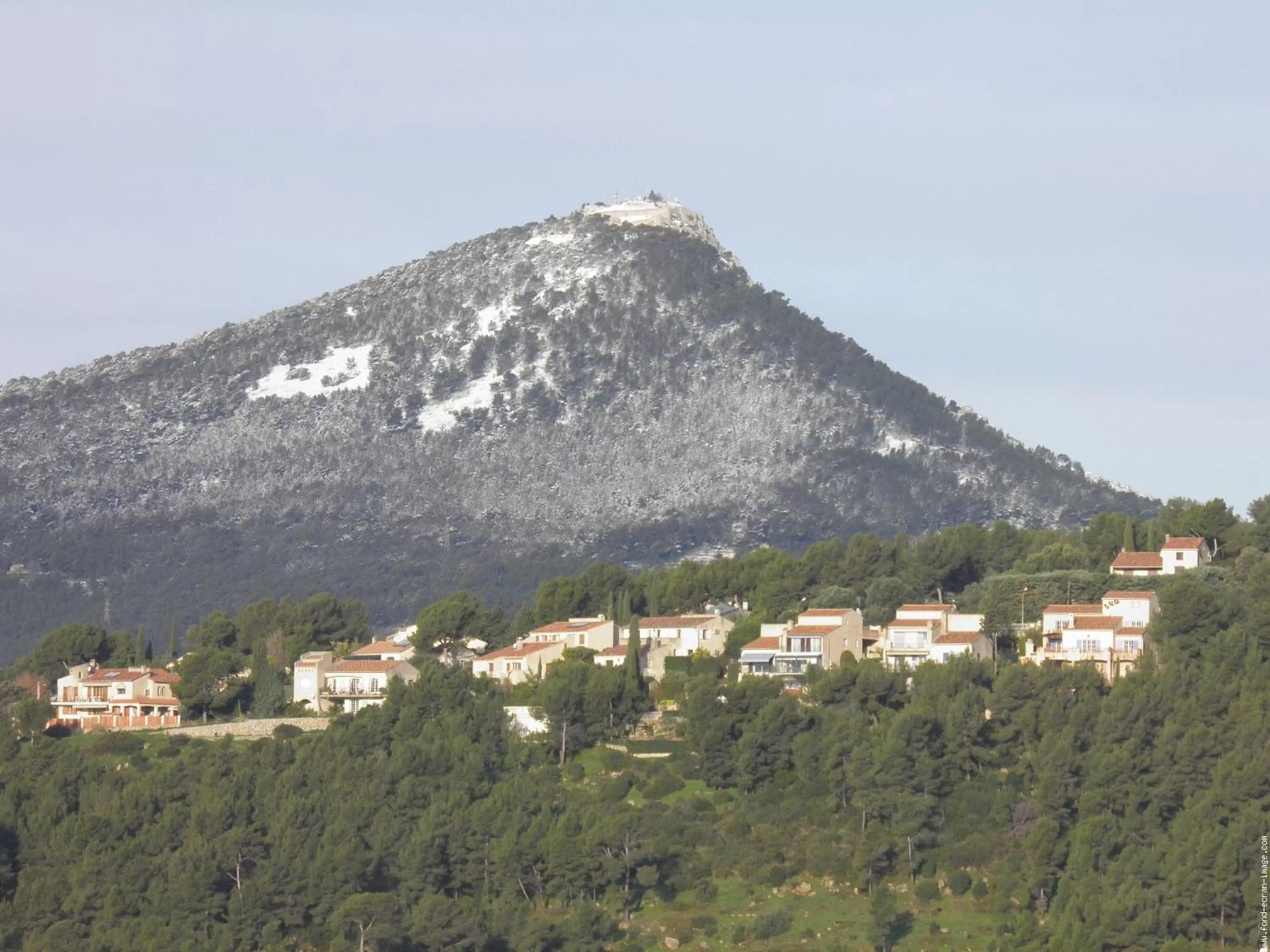 Entertainment in Ibis Budget Toulon Centre