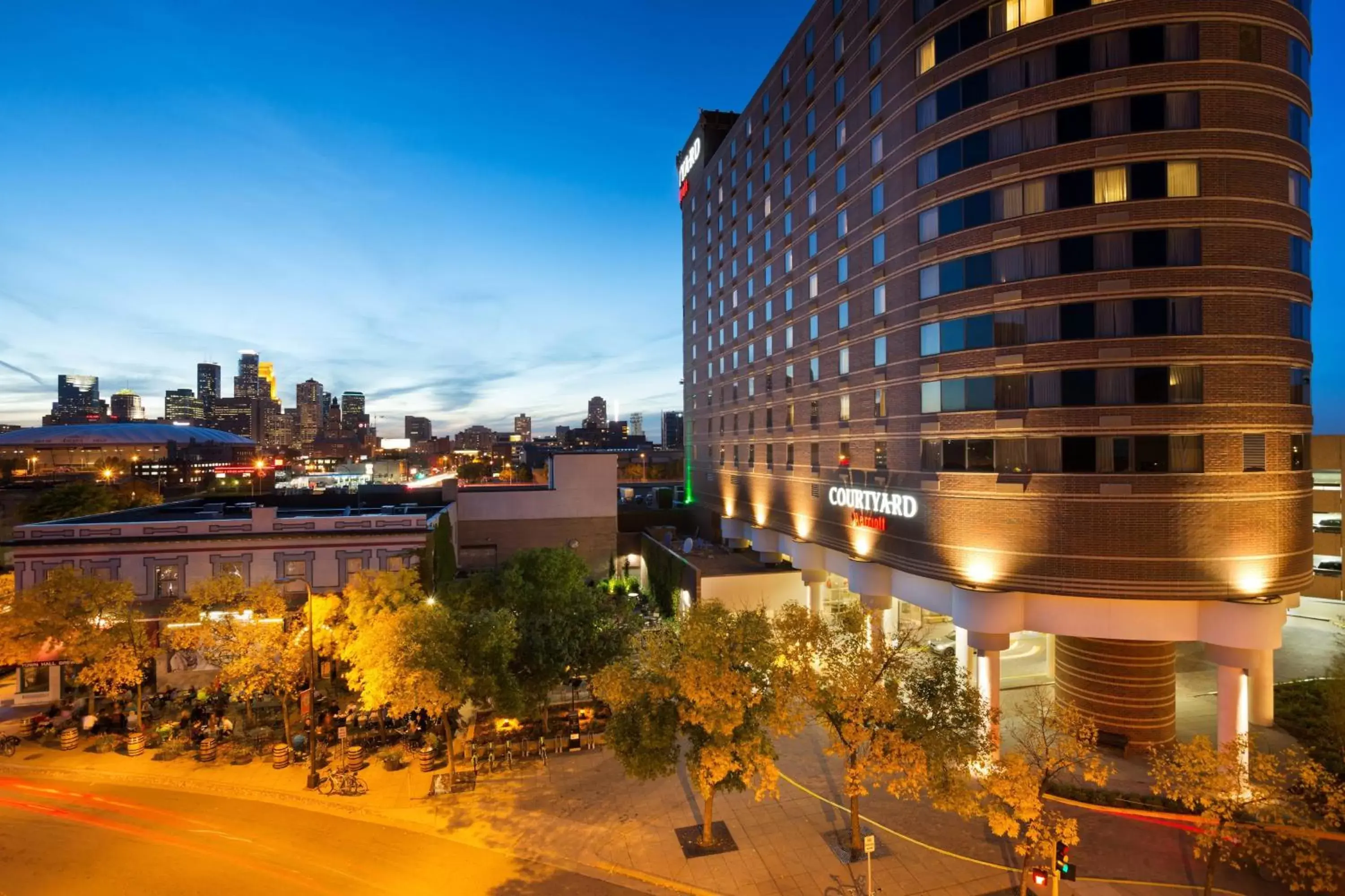 Property building in Courtyard by Marriott Minneapolis Downtown