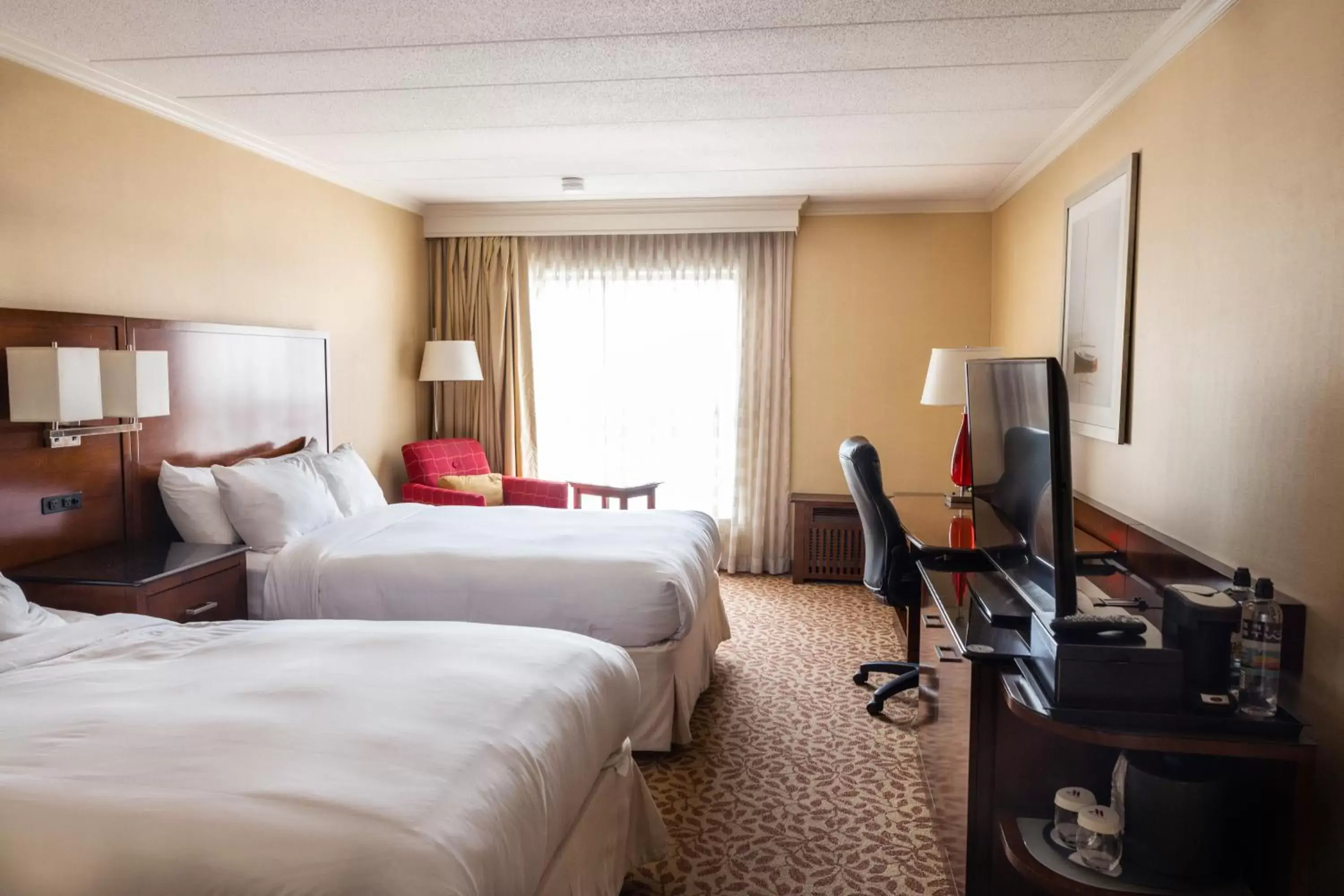 Double Room with Two Double Beds and Adapted Tub - Mobility Accessible in Marriott Providence Downtown