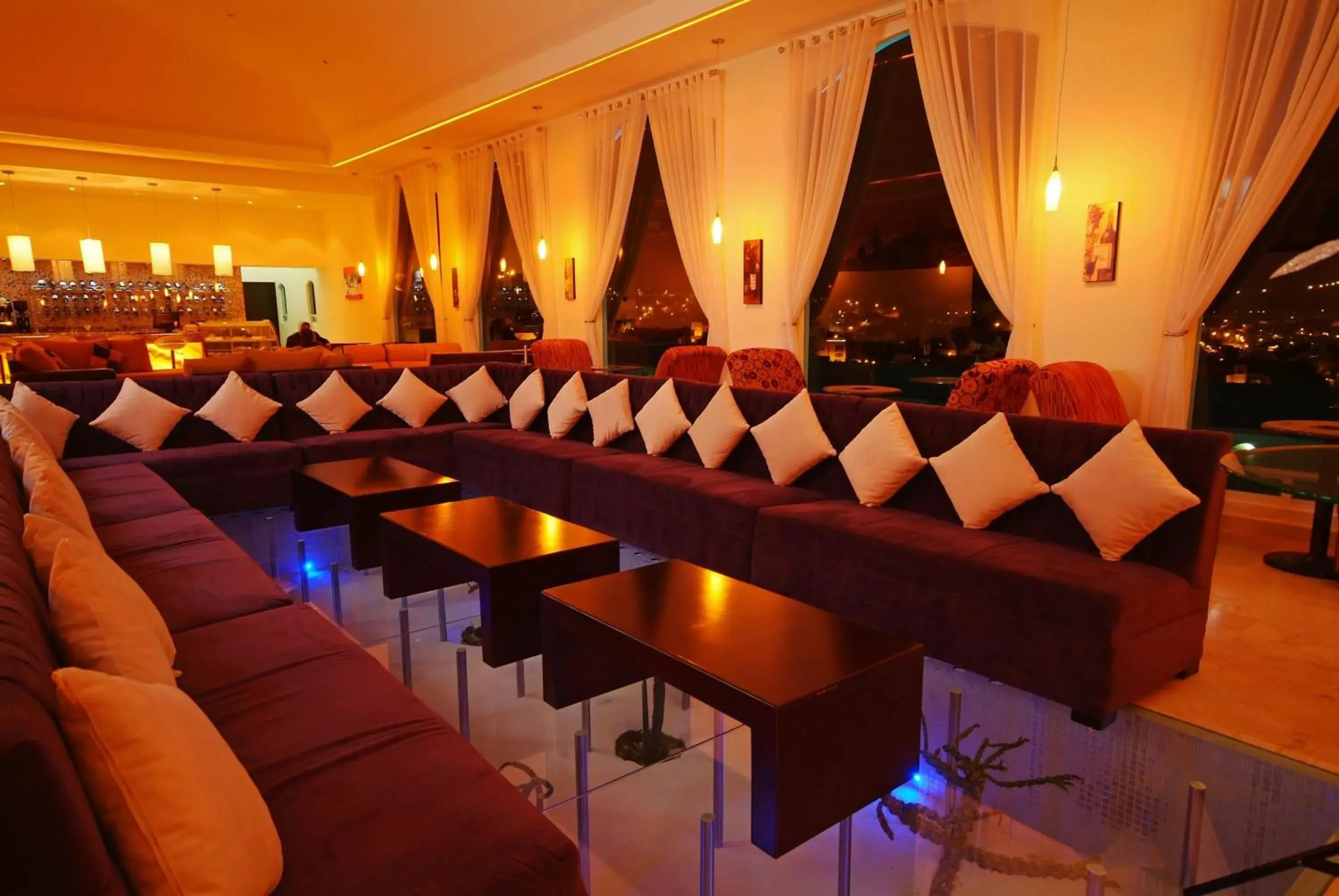 Lounge or bar in Hotel Baruk Teleferico y Mina