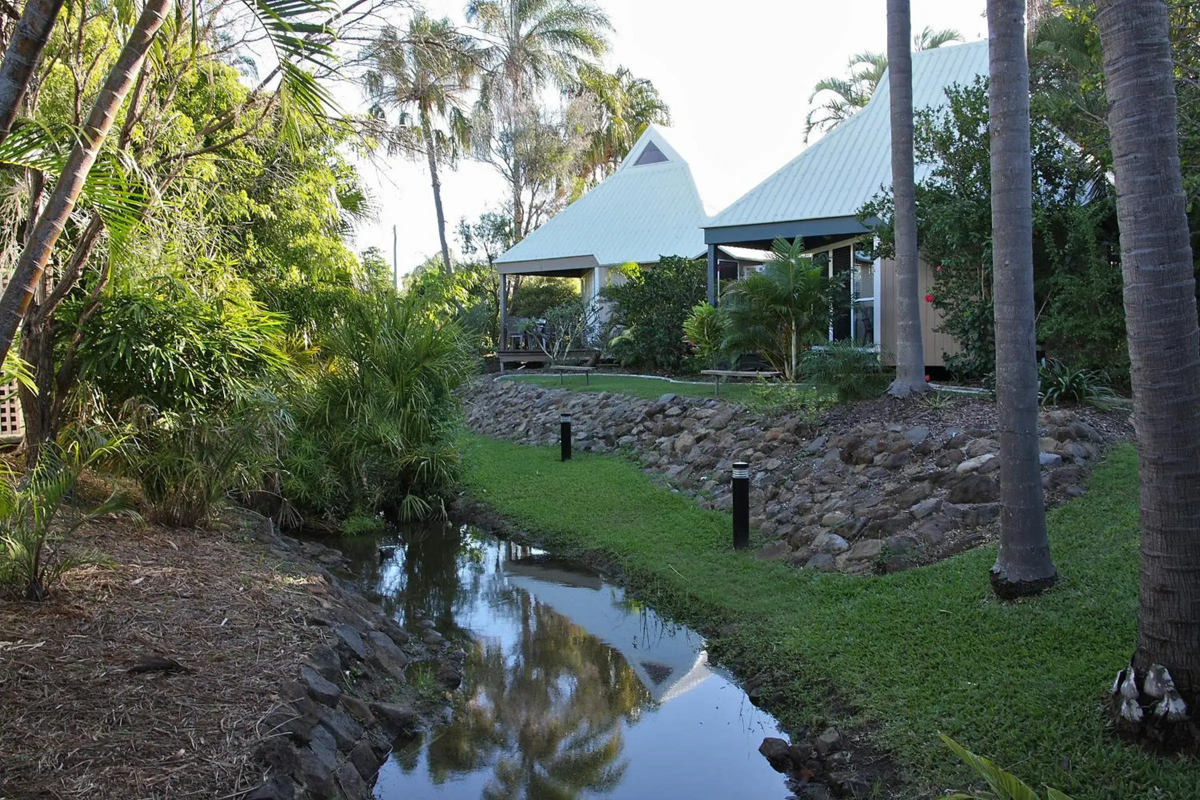 Garden, Property Building in Kellys Beach Resort