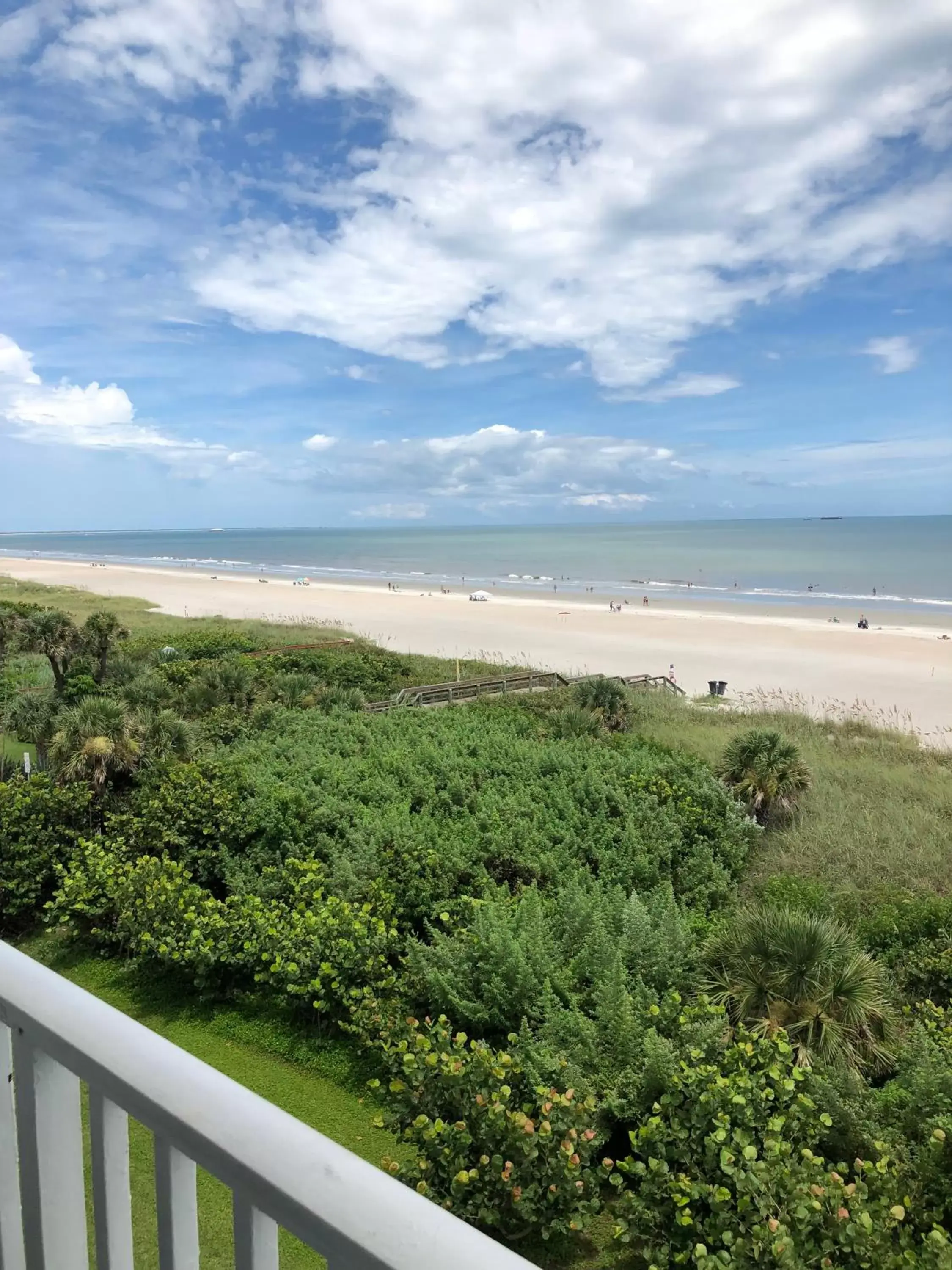 Beach in Best Western Cocoa Beach Hotel & Suites